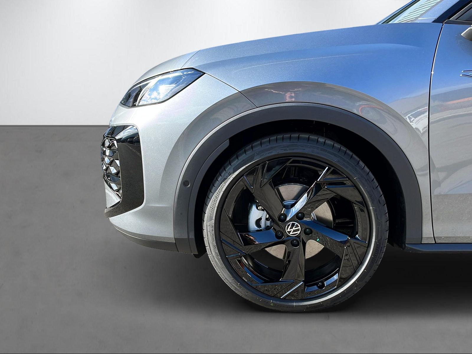 VW T-Roc 1.5 eTSI R-Line DSG, Hybride Leggero Benzina/Elettrica, Auto nuove, Automatico - 5