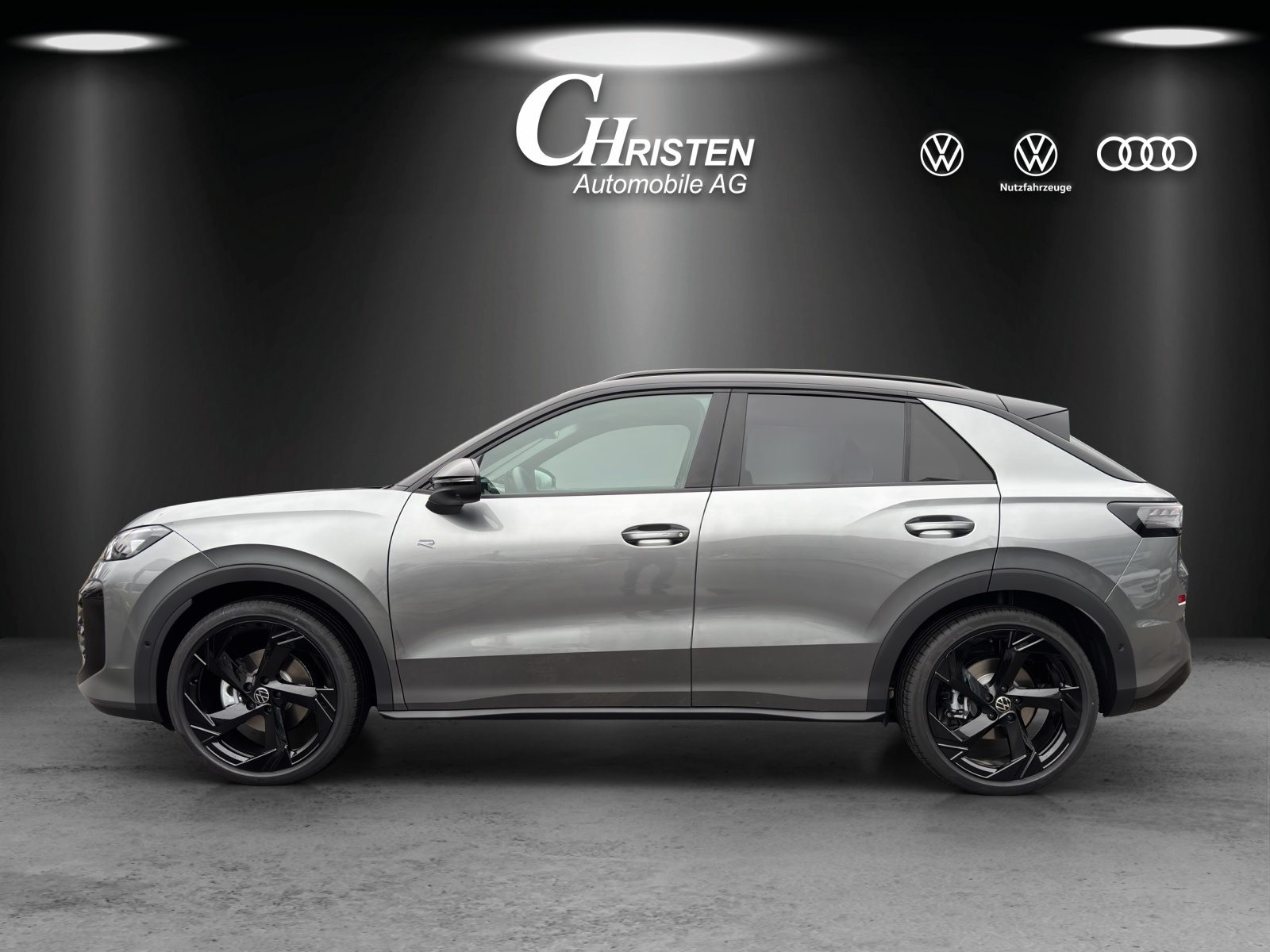 VW T-Roc NF R-Line, Benzina, Auto nuove, Automatico - 2