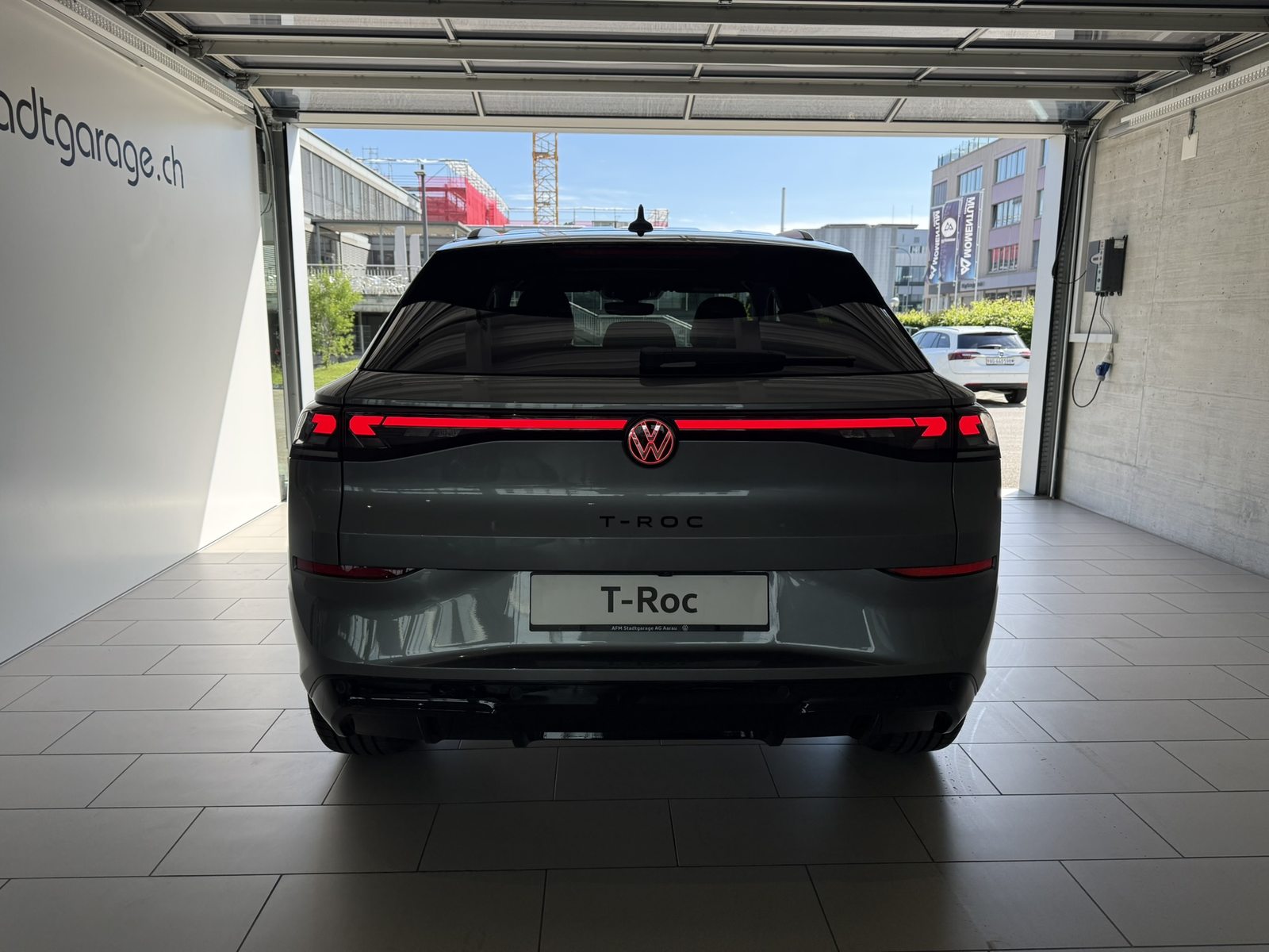 VW T-Roc NF R-Line, Petrol, New car, Automatic - 5