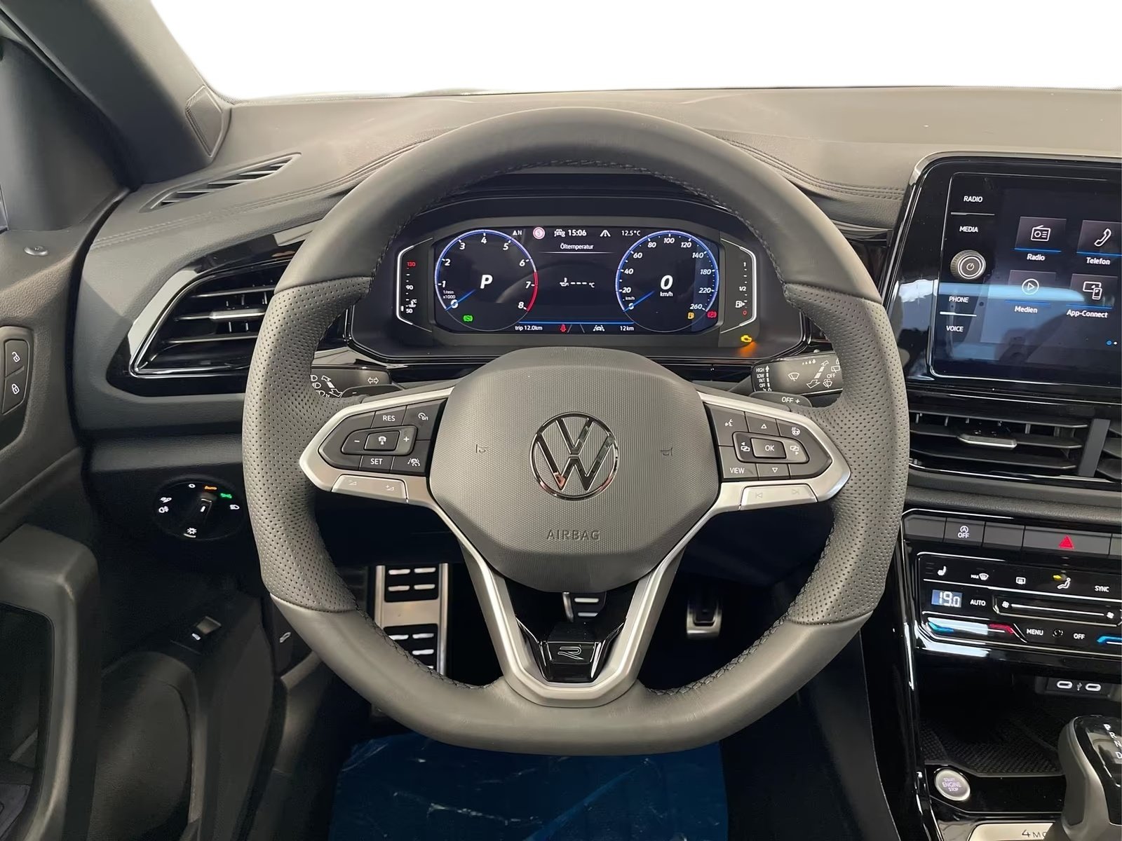VW T-Roc 2.0 TSI R-Line DSG 4Motion, Benzina, Auto nuove, Automatico - 6