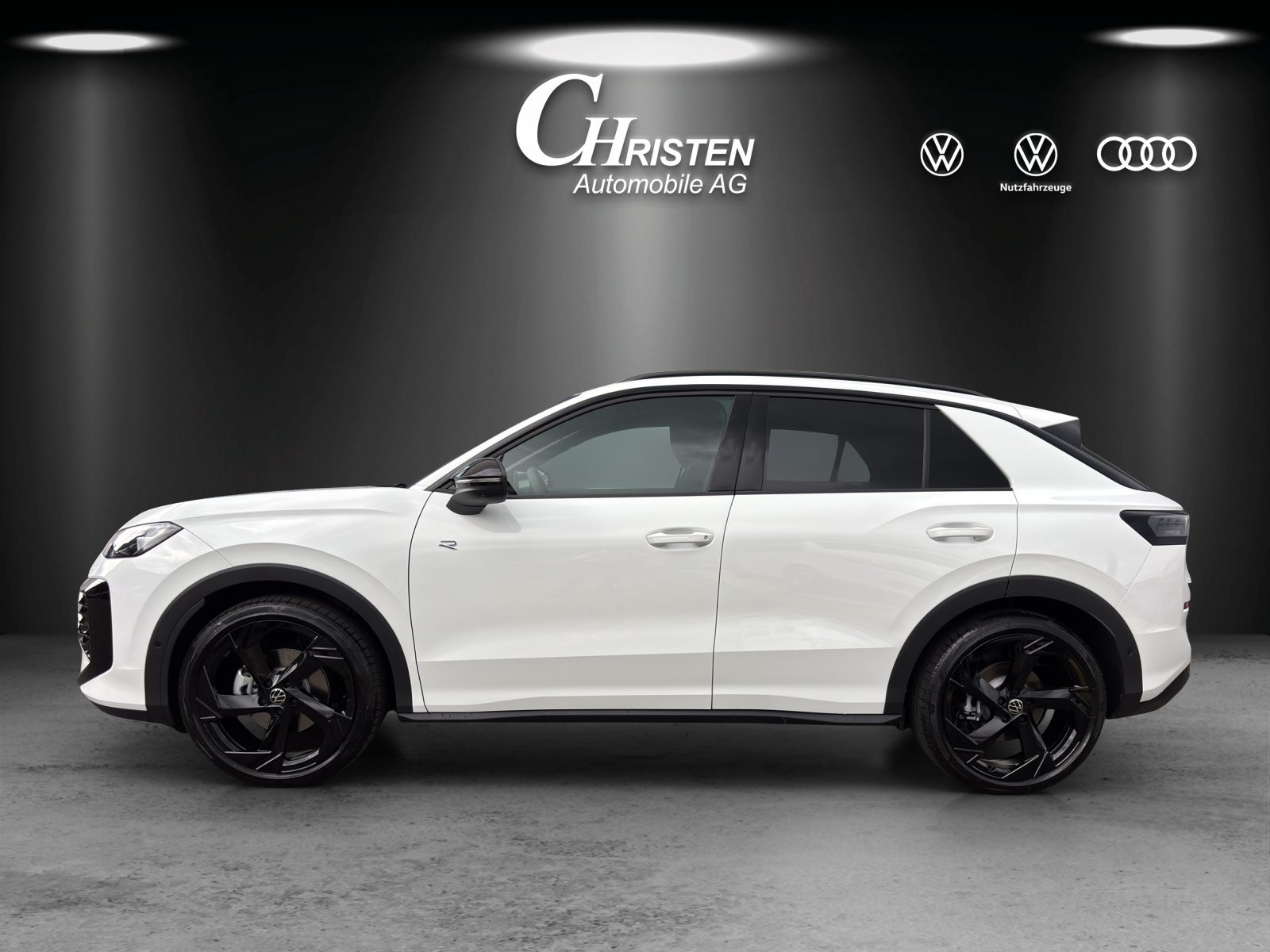 VW T-Roc NF R-Line, Petrol, New car, Automatic - 2