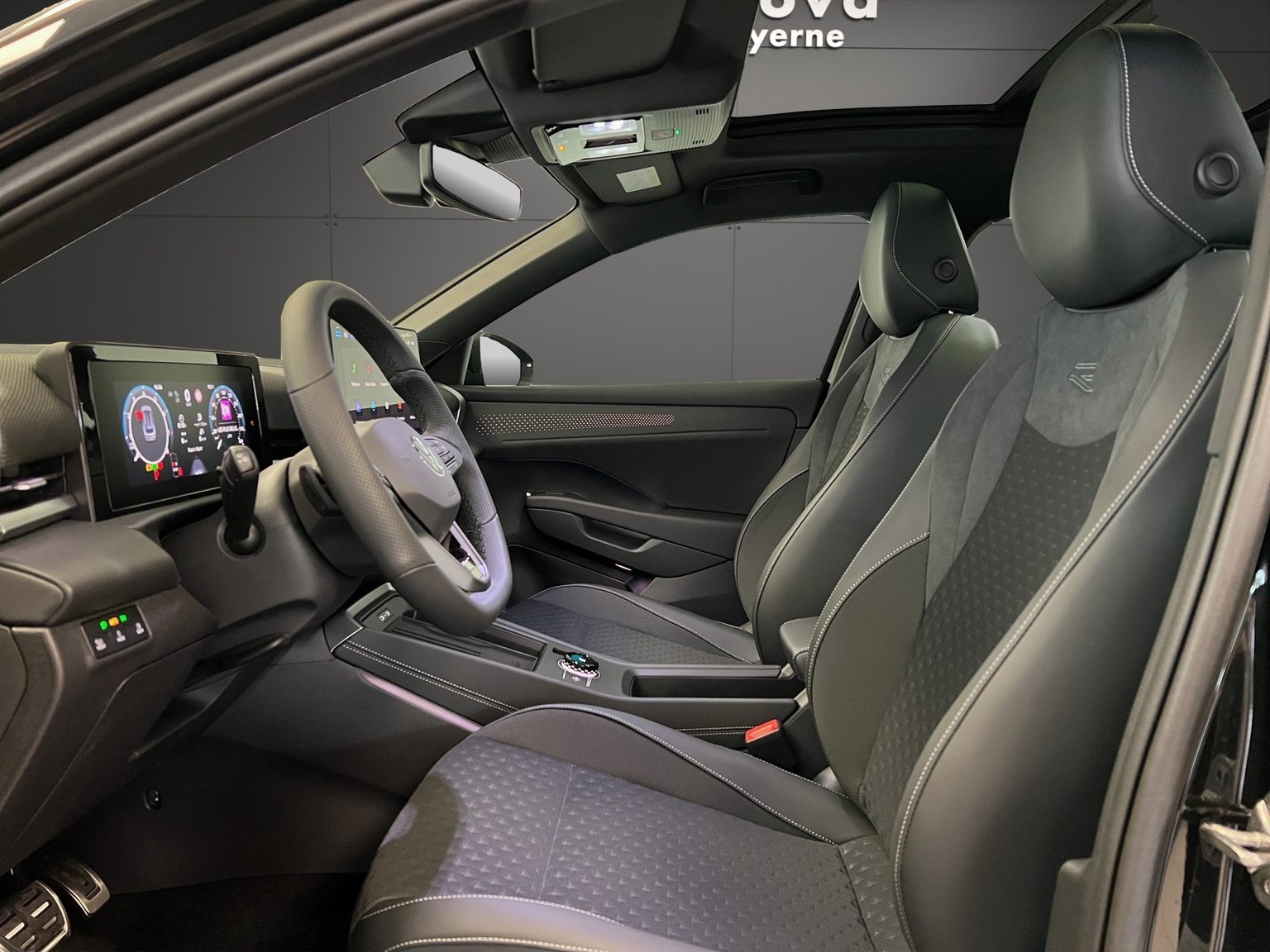 VW T-Roc NF R-Line, Essence, Voiture nouvelle, Automatique - 6