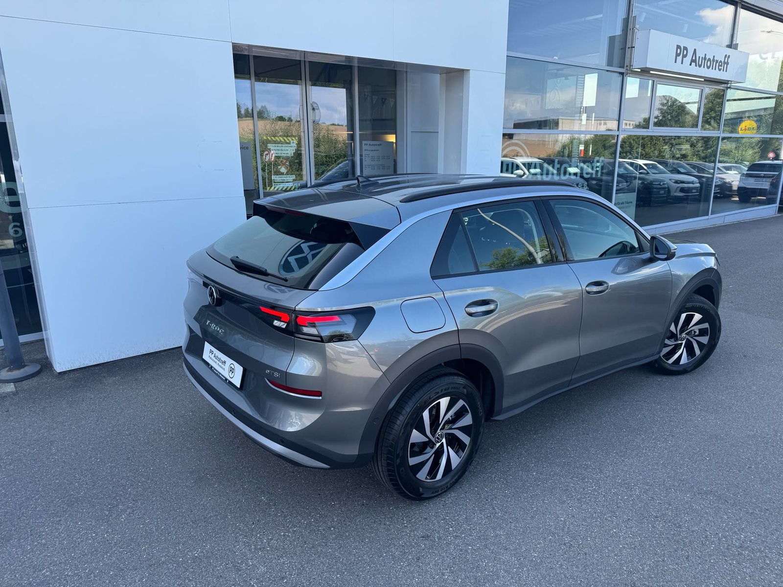 VW T-Roc NF Trend, Benzin, Neuwagen, Automatik - 4