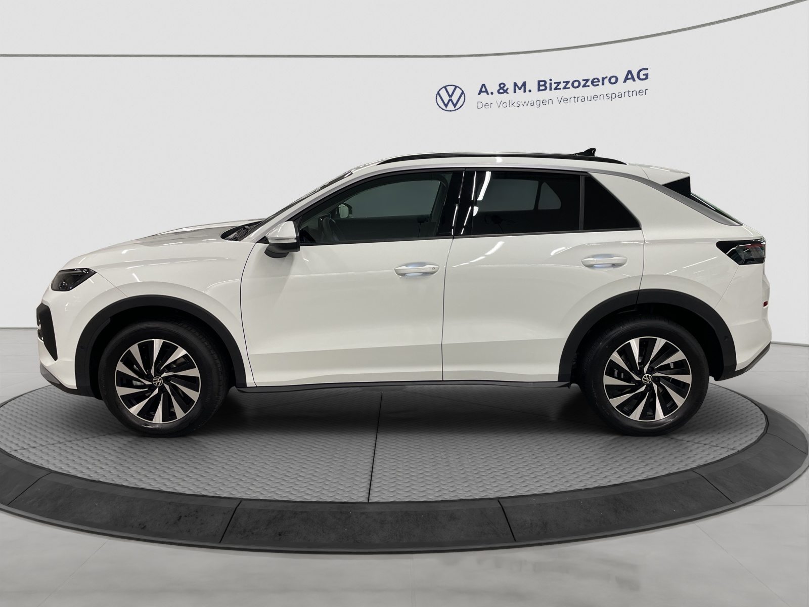 VW T-Roc NF Life, Benzin, Neuwagen, Automatik - 2