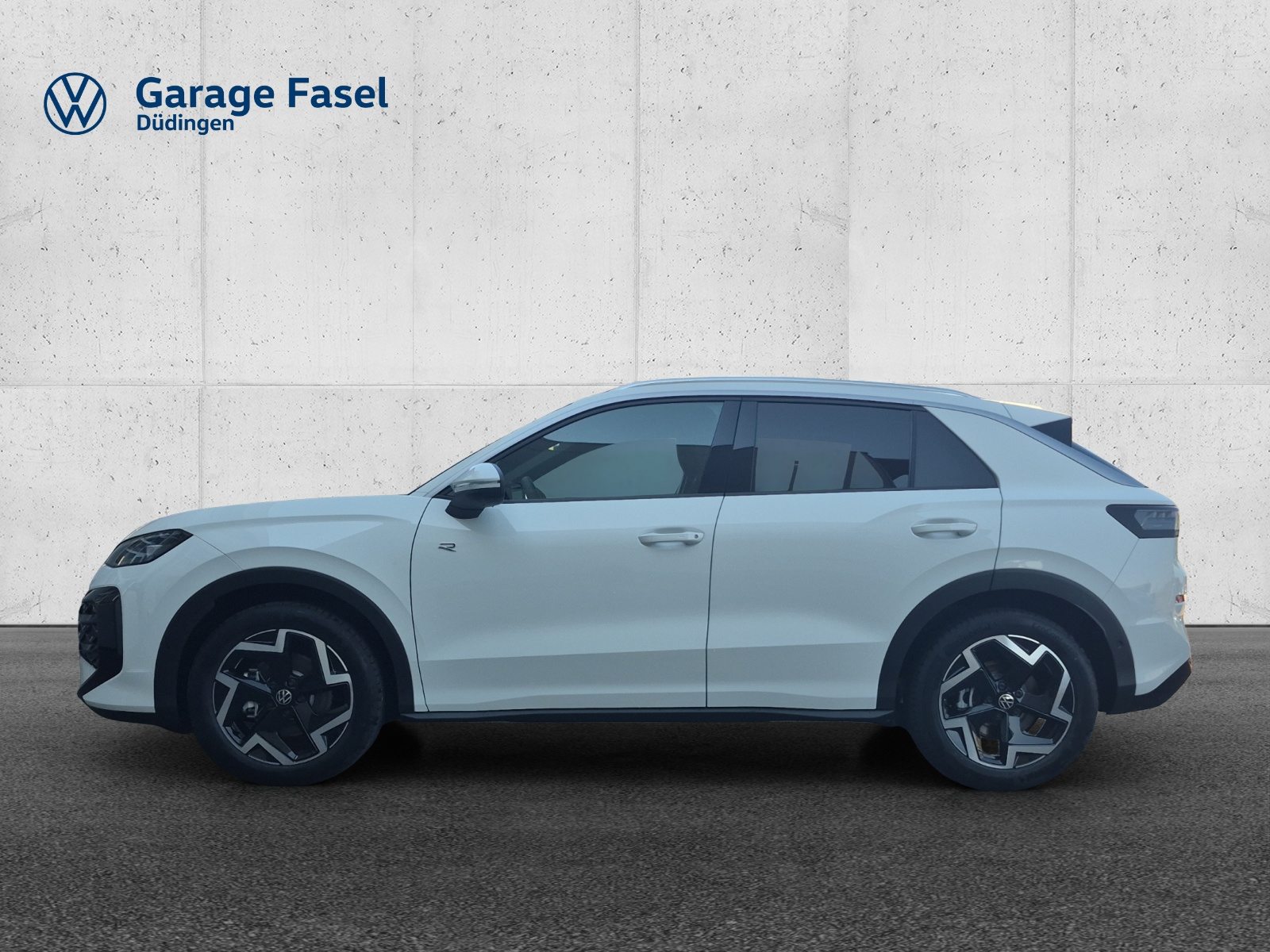 VW T-Roc NF R-Line, Essence, Voiture nouvelle, Automatique - 2