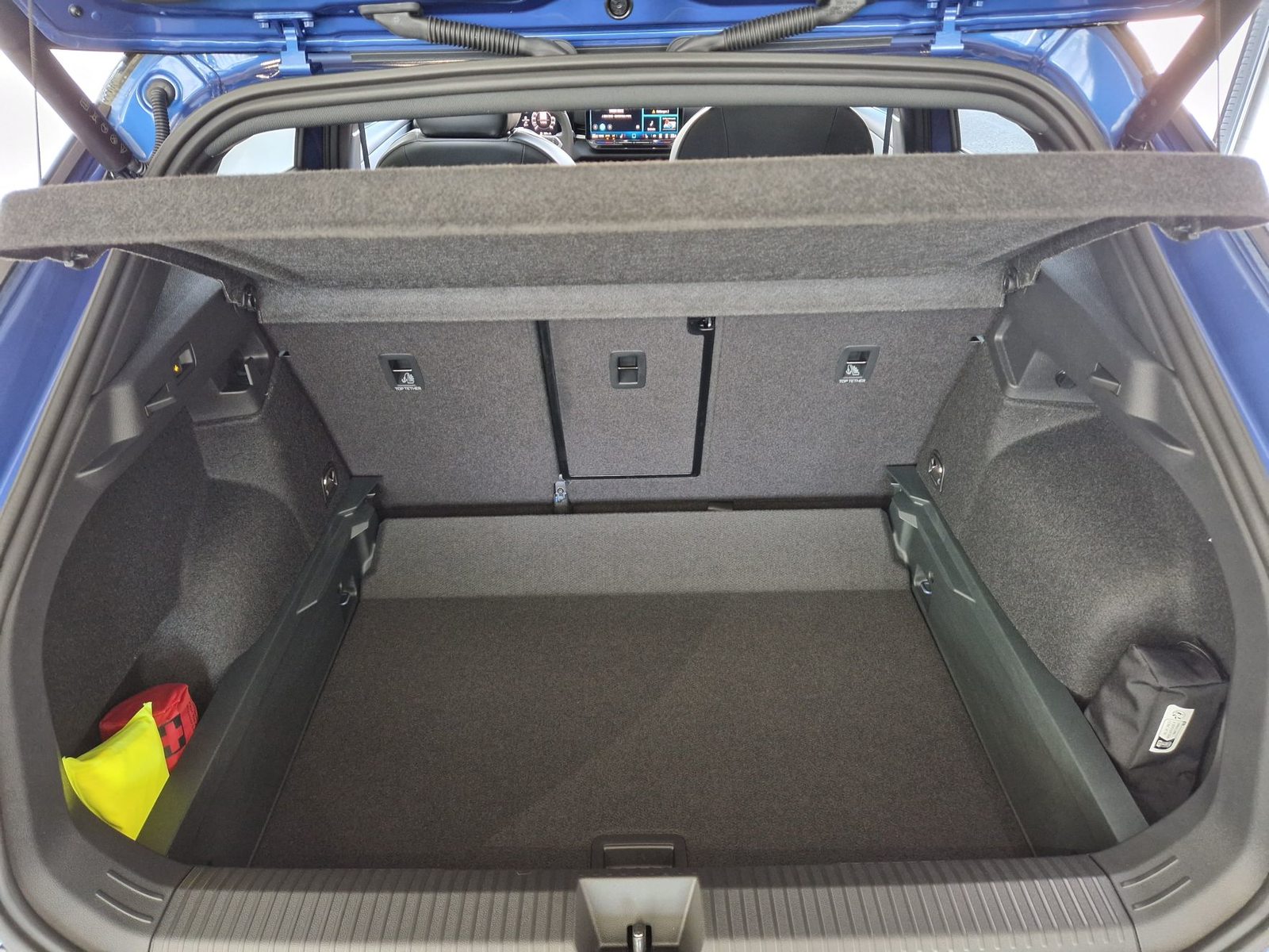 VW T-Roc NF R-Line, Benzina, Auto nuove, Automatico - 6