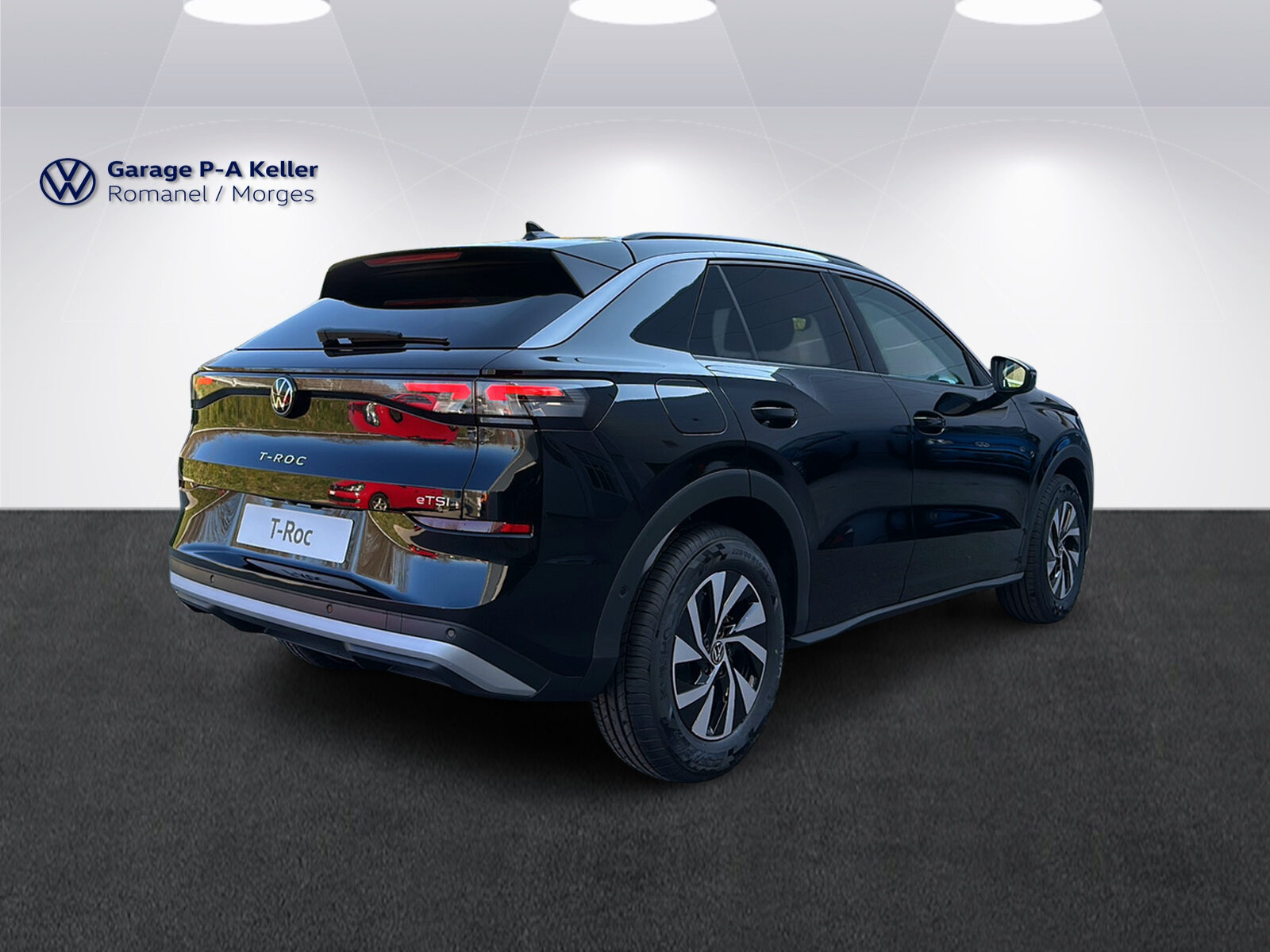 VW T-Roc NF Life, Petrol, New car, Automatic - 4