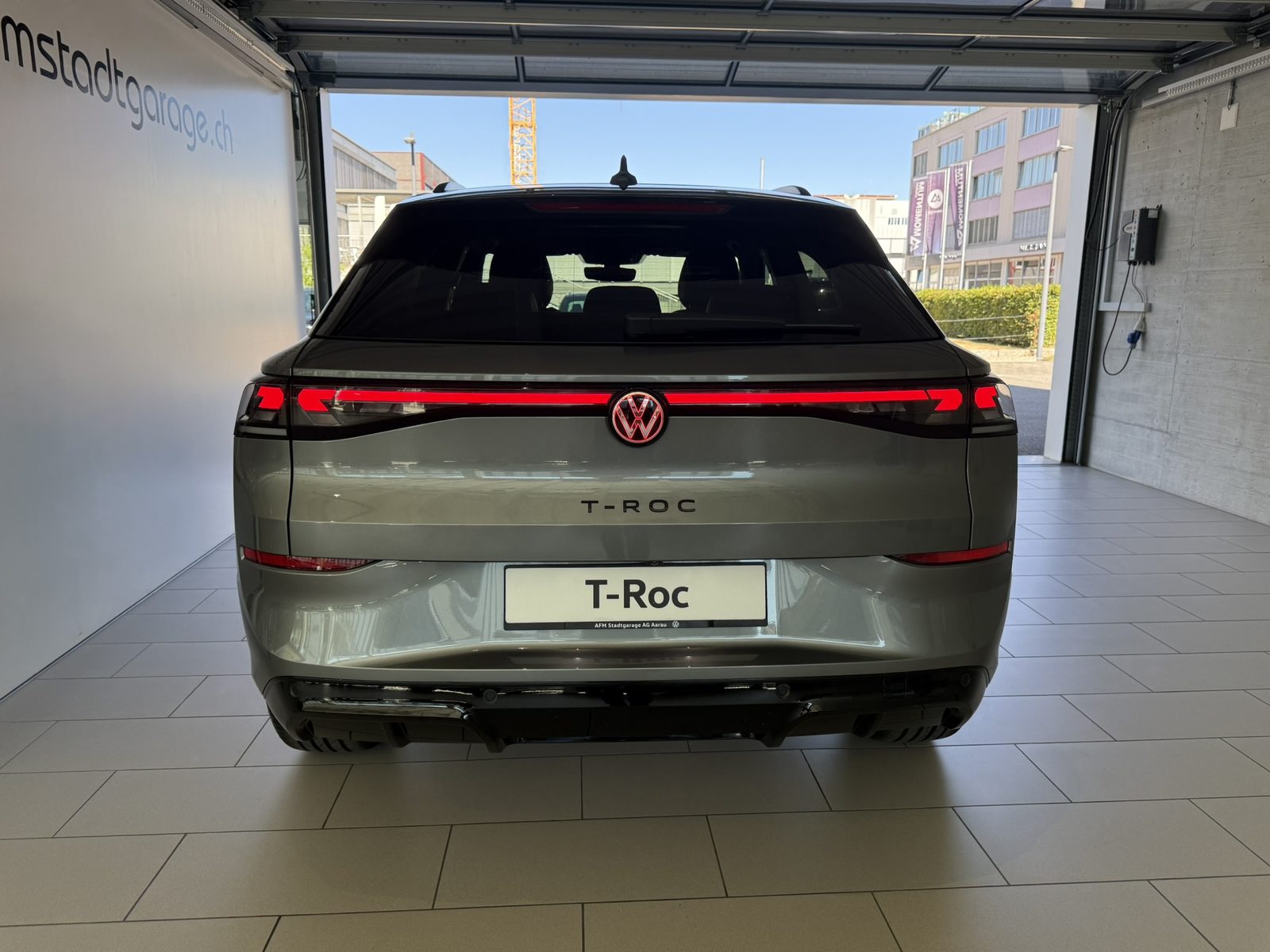 VW T-Roc NF R-Line, Petrol, New car, Automatic - 5