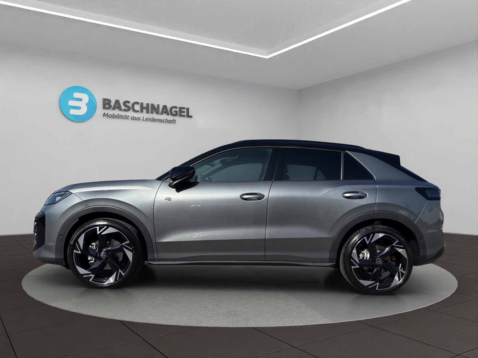VW T-Roc NF R-Line, Petrol, New car, Automatic - 2