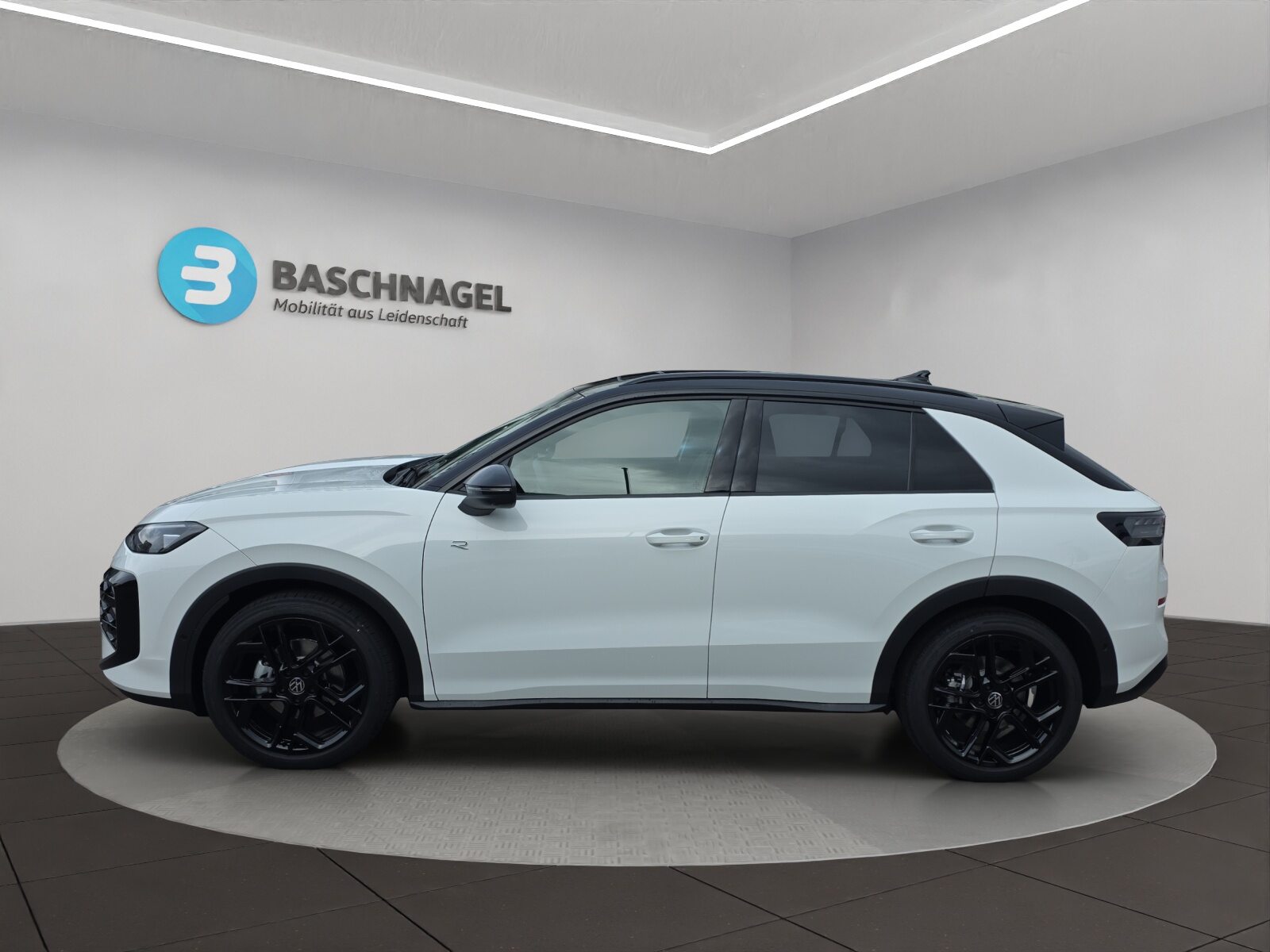 VW T-Roc NF R-Line, Petrol, New car, Automatic - 2