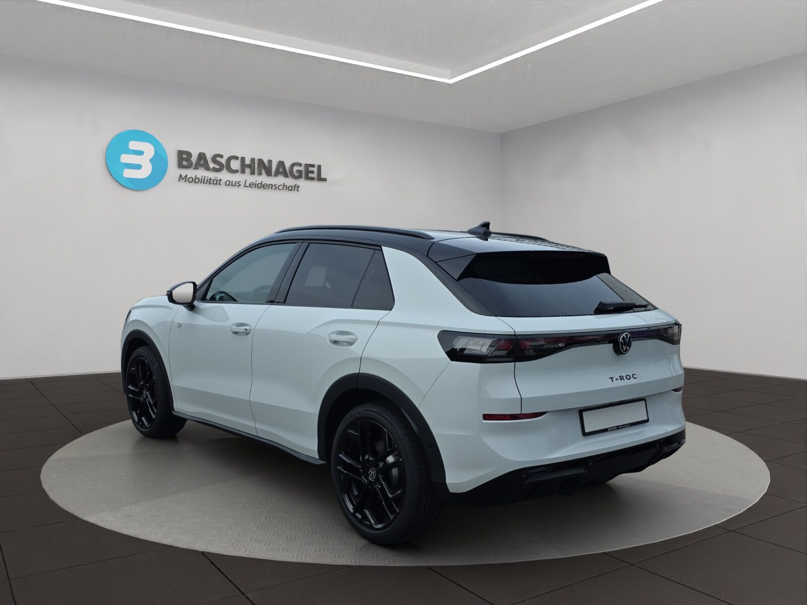 VW T-Roc NF R-Line, Petrol, New car, Automatic - 3