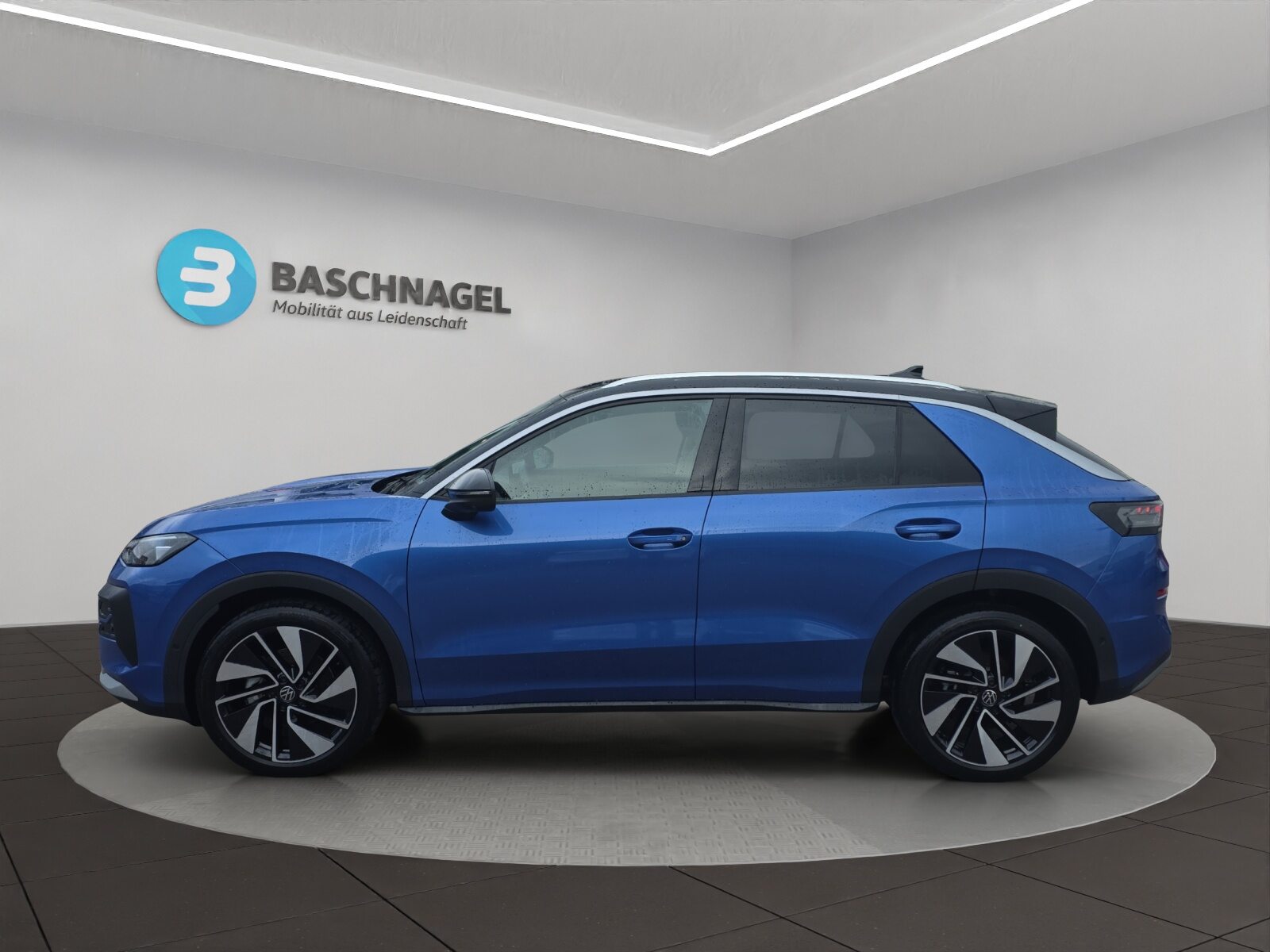 VW T-Roc NF Style, Petrol, New car, Automatic - 2