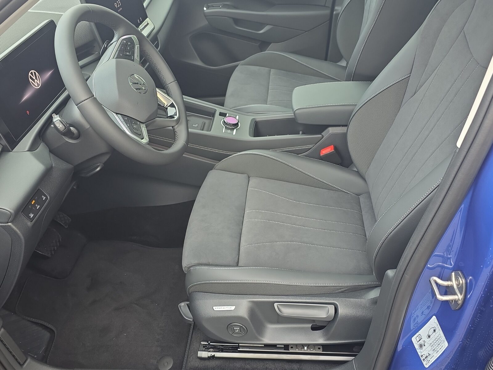 VW T-Roc NF Style, Petrol, New car, Automatic - 4
