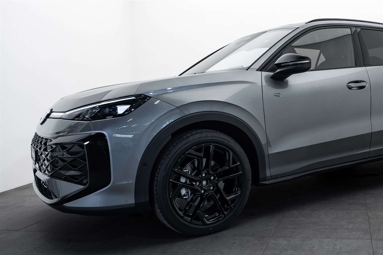 VW T-Roc 1.5 eTSi mHEV R-Line DSG-Automat, Hybride Léger Essence/Électricité, Voiture nouvelle, Automatique - 2