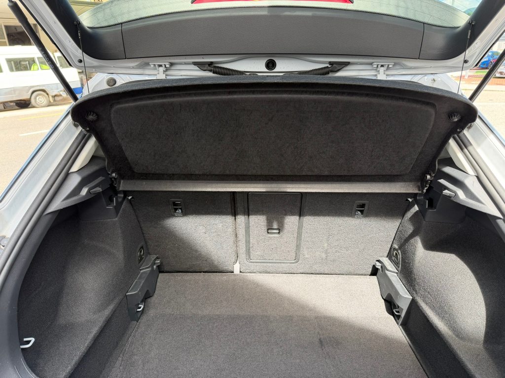 VW T-ROC 1.5 TSI R-Line DSG, Essence, Occasion / Utilisé, Automatique - 6