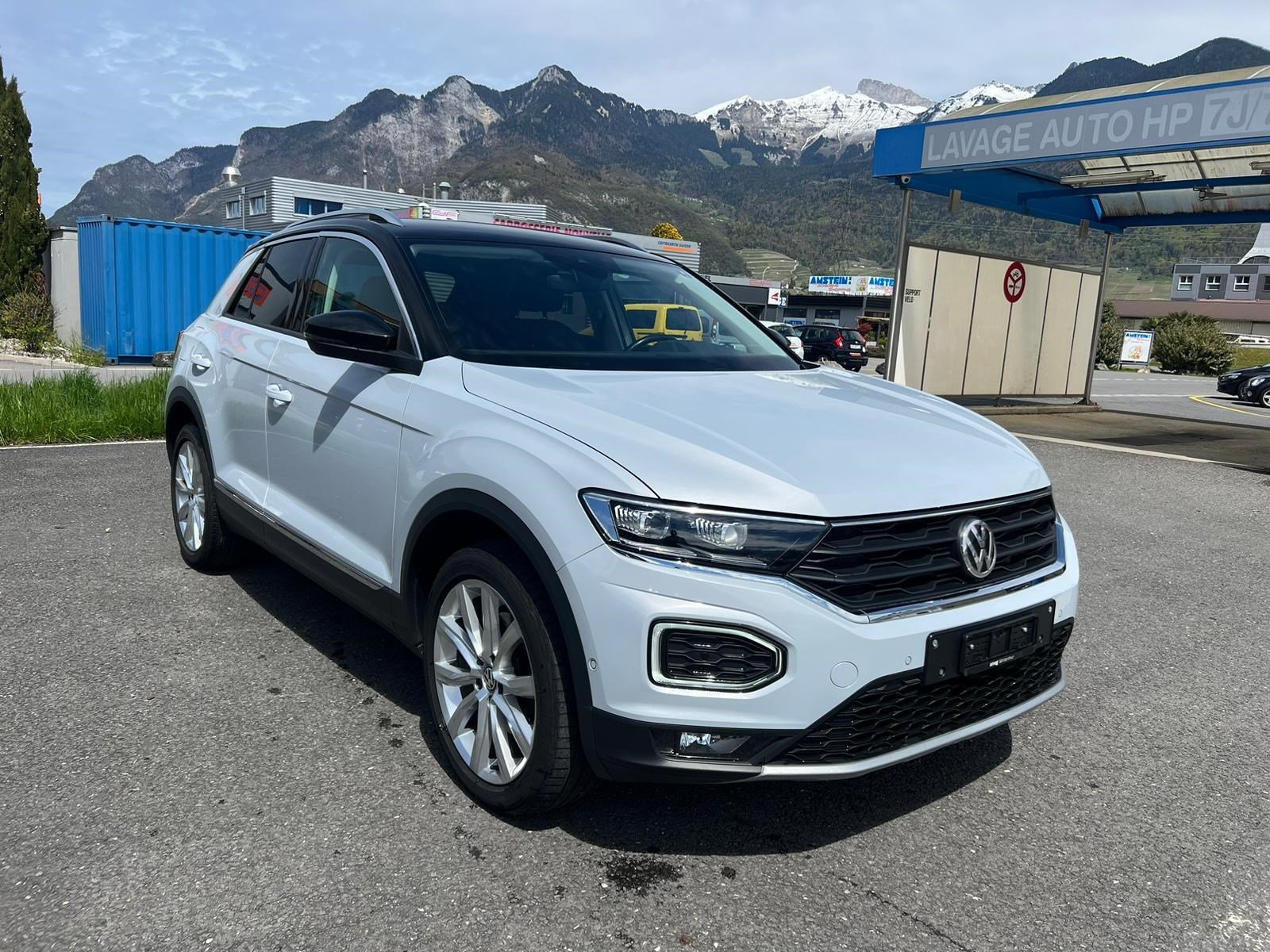 VW T-Roc 2.0 TSI Sport DSG 4Motion, Petrol, Second hand / Used, Automatic - 2
