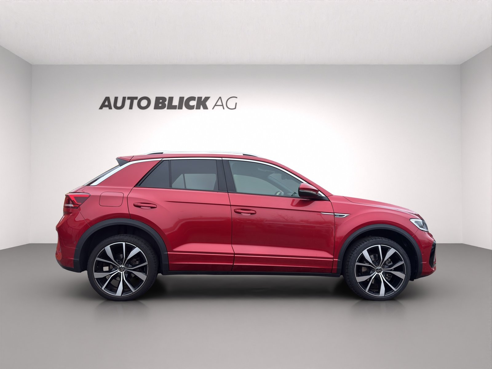 VW T-Roc 2.0 TSI R-Line DSG 4Motion, Benzin, Occasion / Gebraucht, Automatik - 5