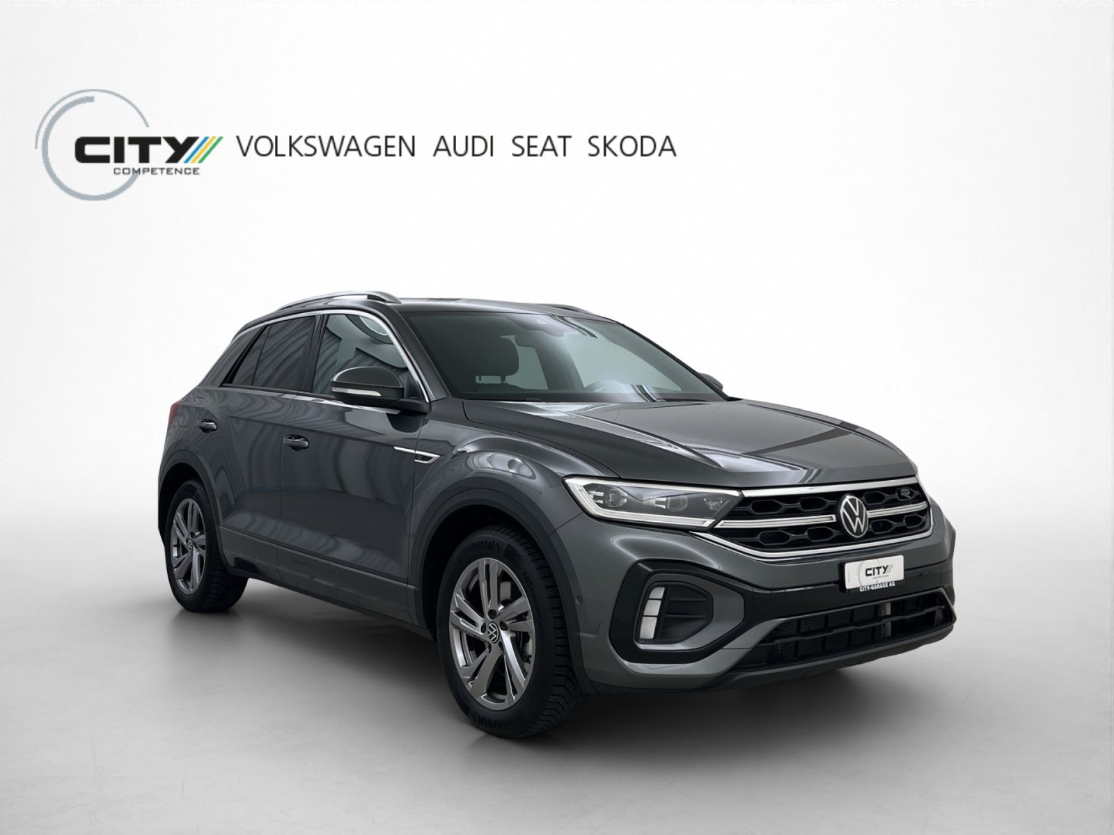 VW T-Roc 2.0 TSI R-Line DSG 4motion, Benzin, Occasion / Gebraucht, Automatik - 2