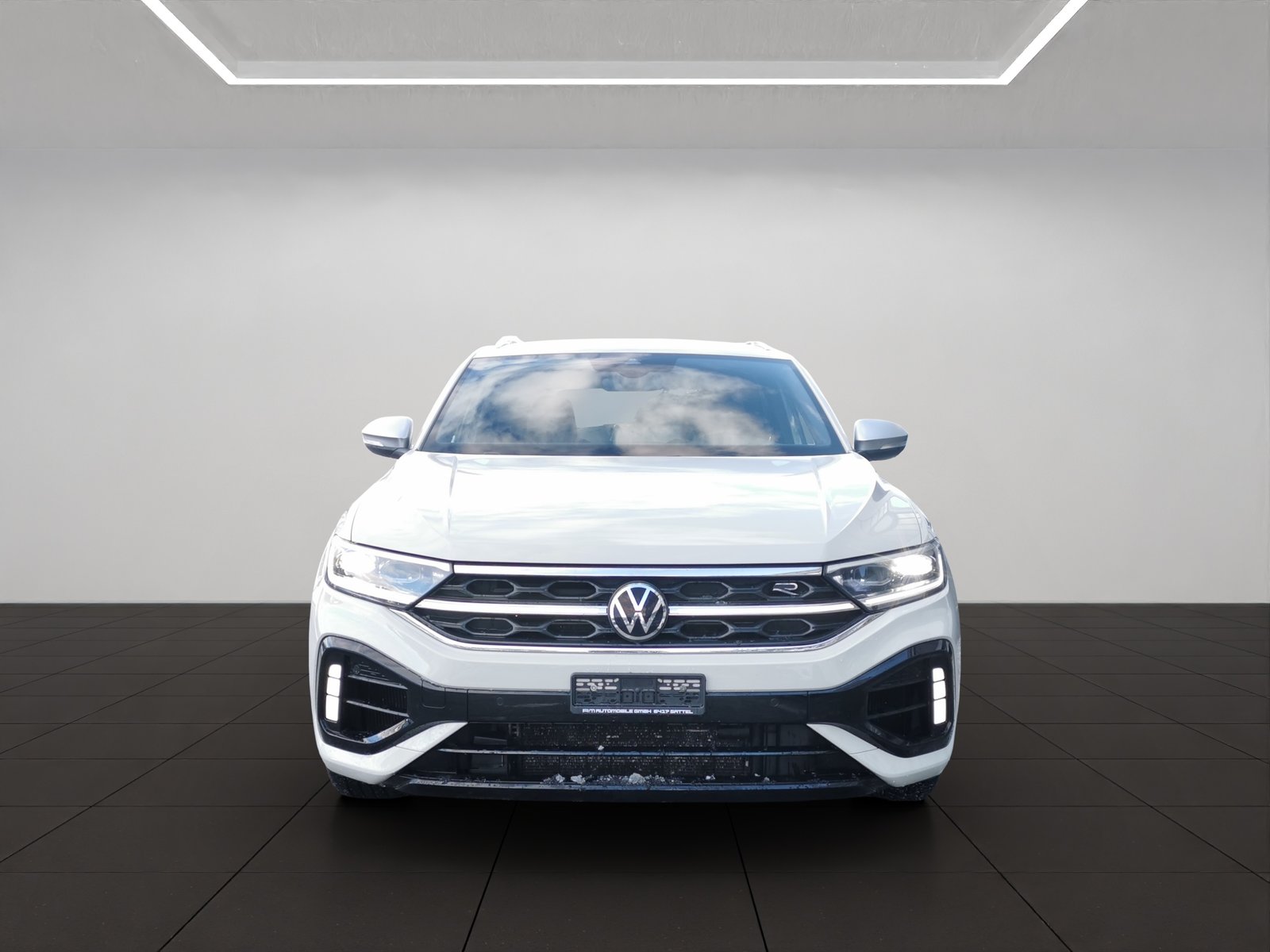 VW T-Roc 2.0 TSI R DSG 4Motion, Benzin, Occasion / Gebraucht, Automatik - 2