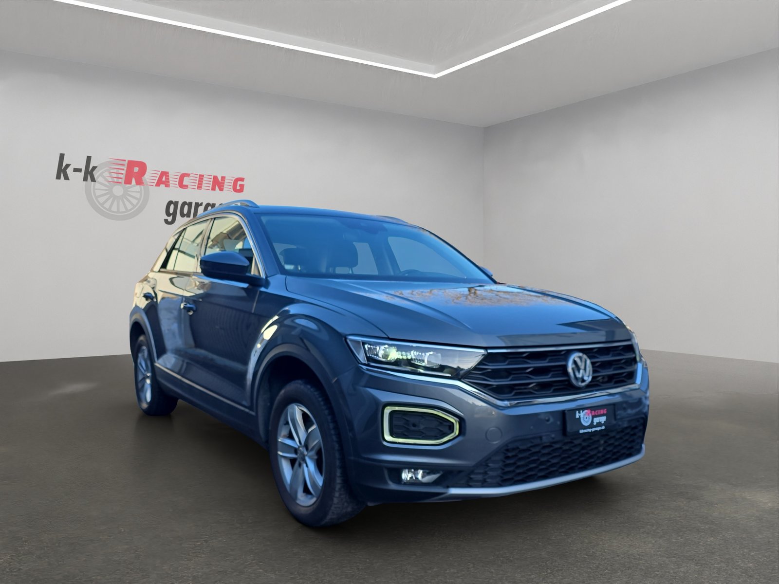 VW T-Roc 2.0 TSI Advance DSG 4Motion, Petrol, Second hand / Used, Automatic - 3