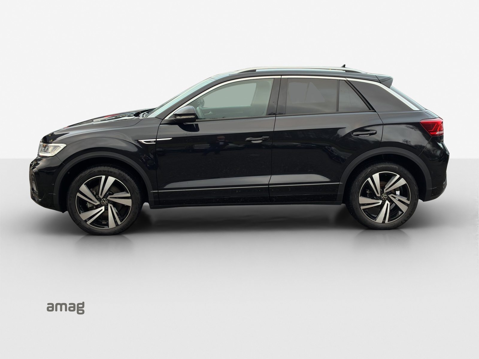 VW T-Roc R-Line, Petrol, Second hand / Used, Automatic - 2
