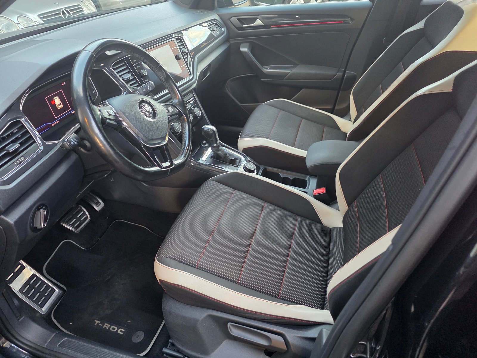 VW T-Roc 2.0 TDI SCR Sport DSG 4Motion, Diesel, Occasion / Utilisé, Automatique - 4