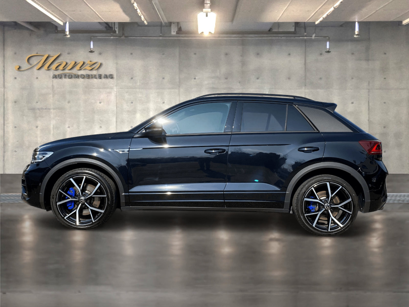 VW T-Roc 2.0 TSI R 300PS Black-Style DSG 4Motion Akrapovi-Ab, Petrol, Second hand / Used, Automatic - 2