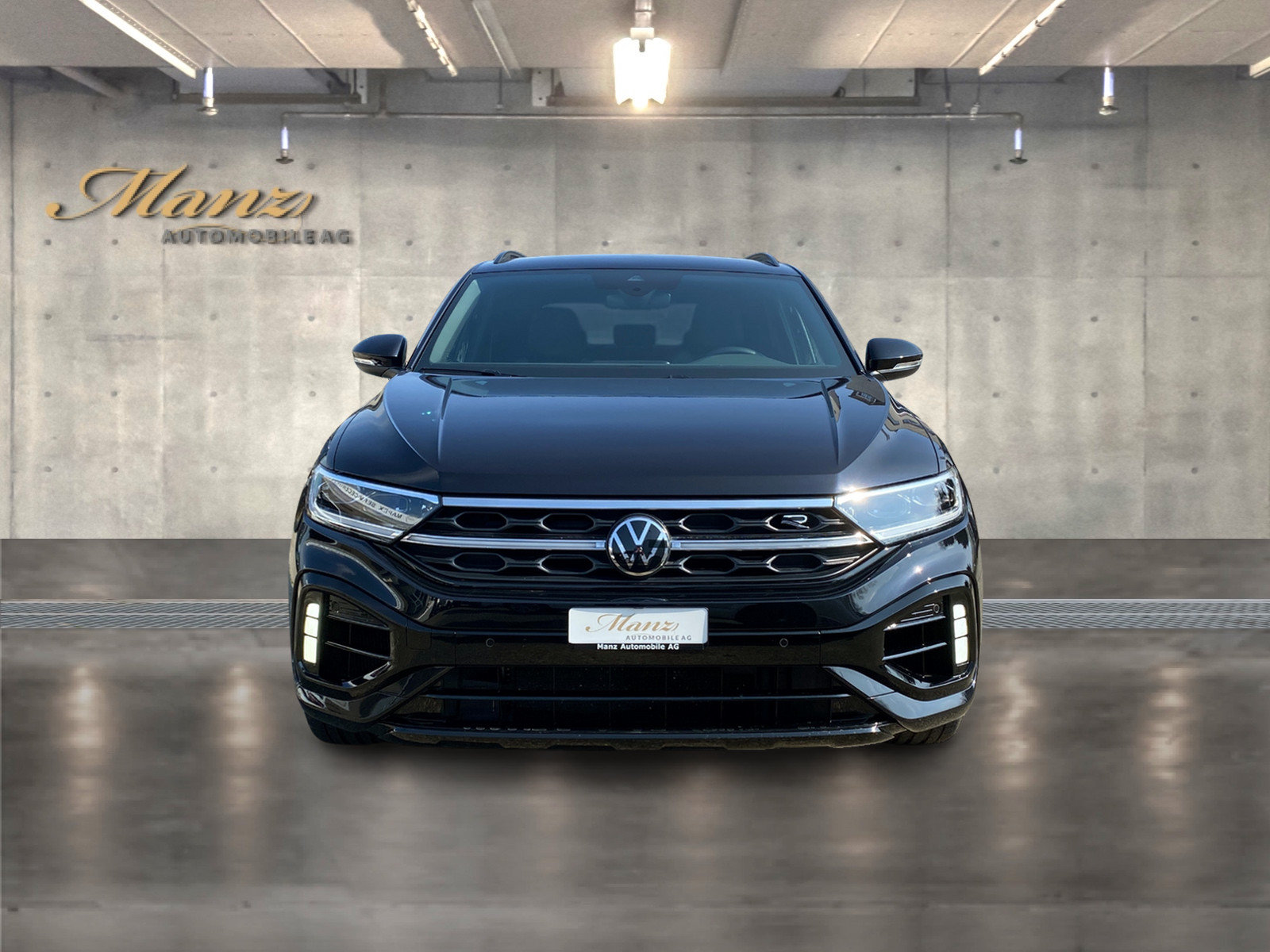VW T-Roc 2.0 TSI R 300PS Black-Style DSG 4Motion Akrapovi-Ab, Petrol, Second hand / Used, Automatic - 4