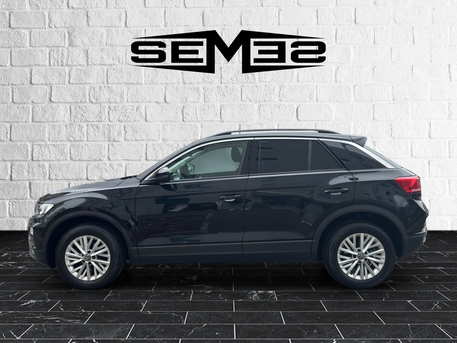 VW T-Roc 1.0 TSI Value, Benzin, Occasion / Gebraucht, Handschaltung - 2