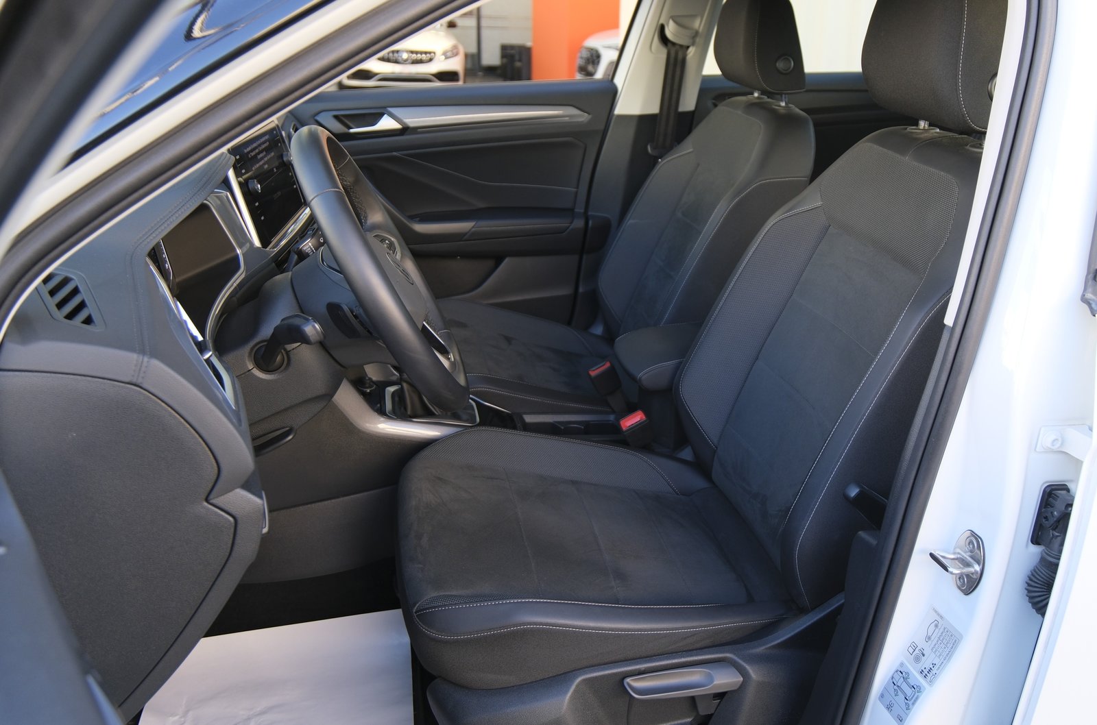 VW T-Roc 1.5 TSI EVO Style DSG, Benzina, Occasioni / Usate, Automatico - 4