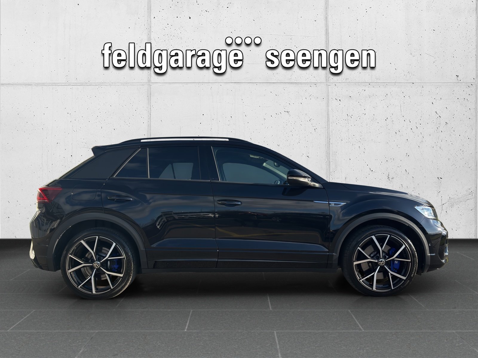 VW New T-Roc 2.0 TSI R DSG 4Motion mit Akrapovic Winterräd, Essence, Occasion / Utilisé, Automatique - 4