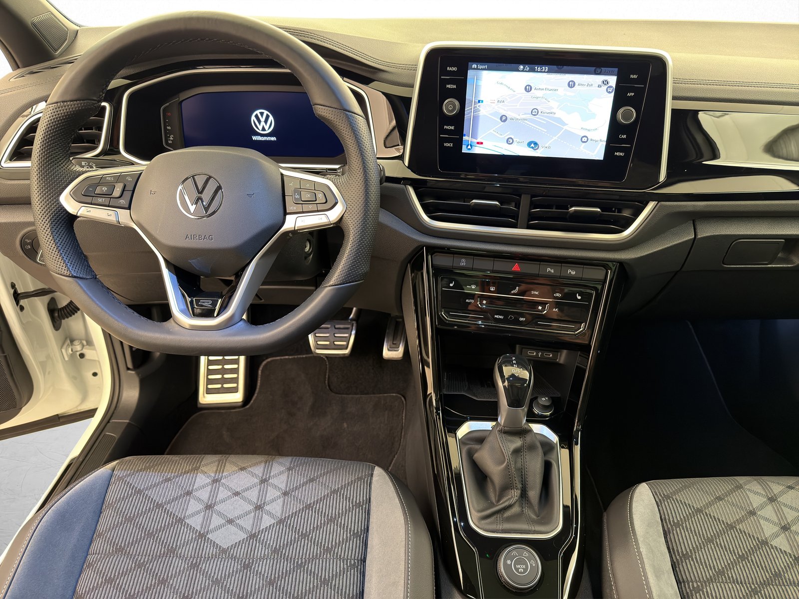 VW T-Roc 2.0 TSI R-Line DSG 4motion, Essence, Occasion / Utilisé, Automatique - 7