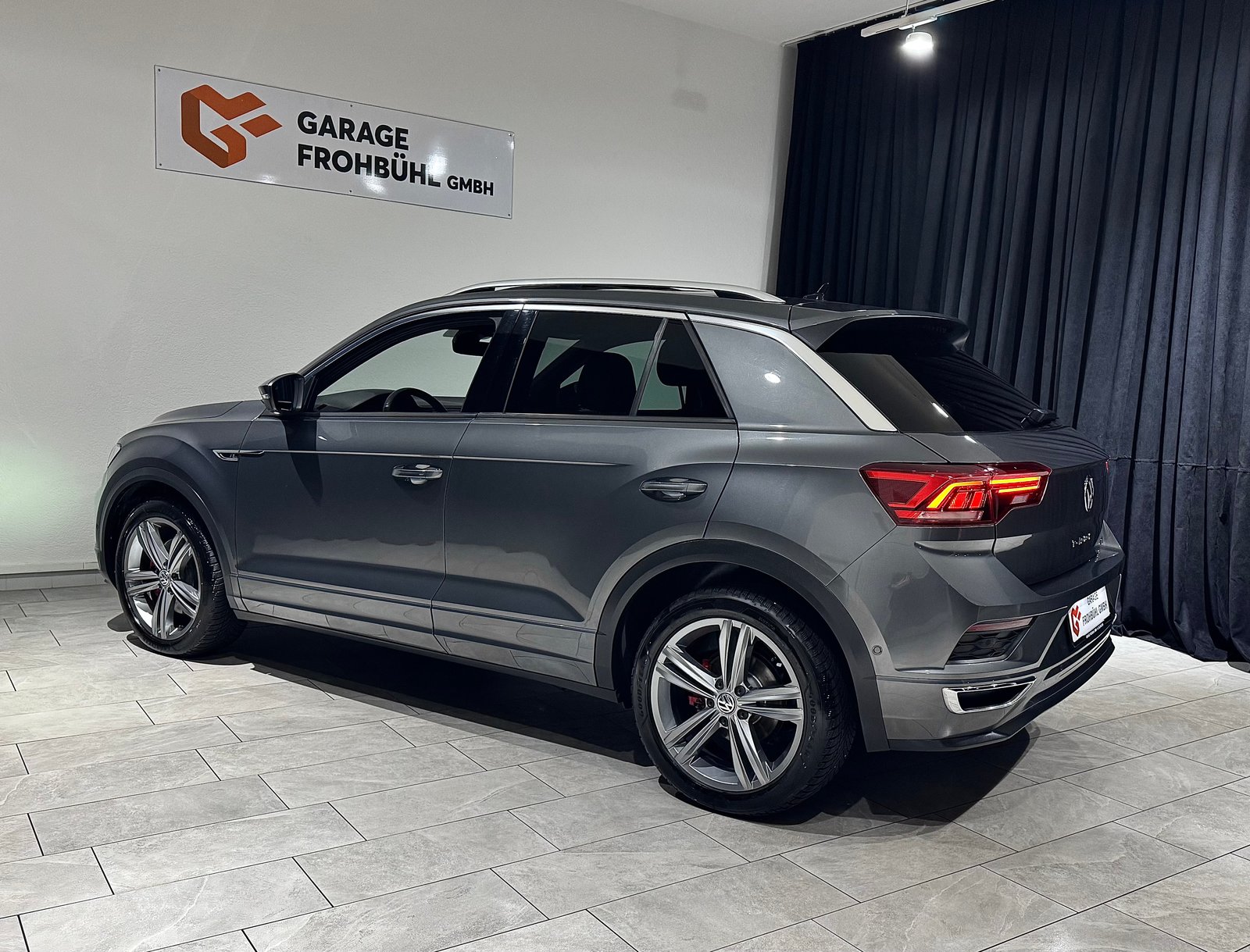 VW T-Roc 2.0 TSI R-Line Sport DSG 4Motion 1.Hand CH, Petrol, Second hand / Used, Automatic - 6