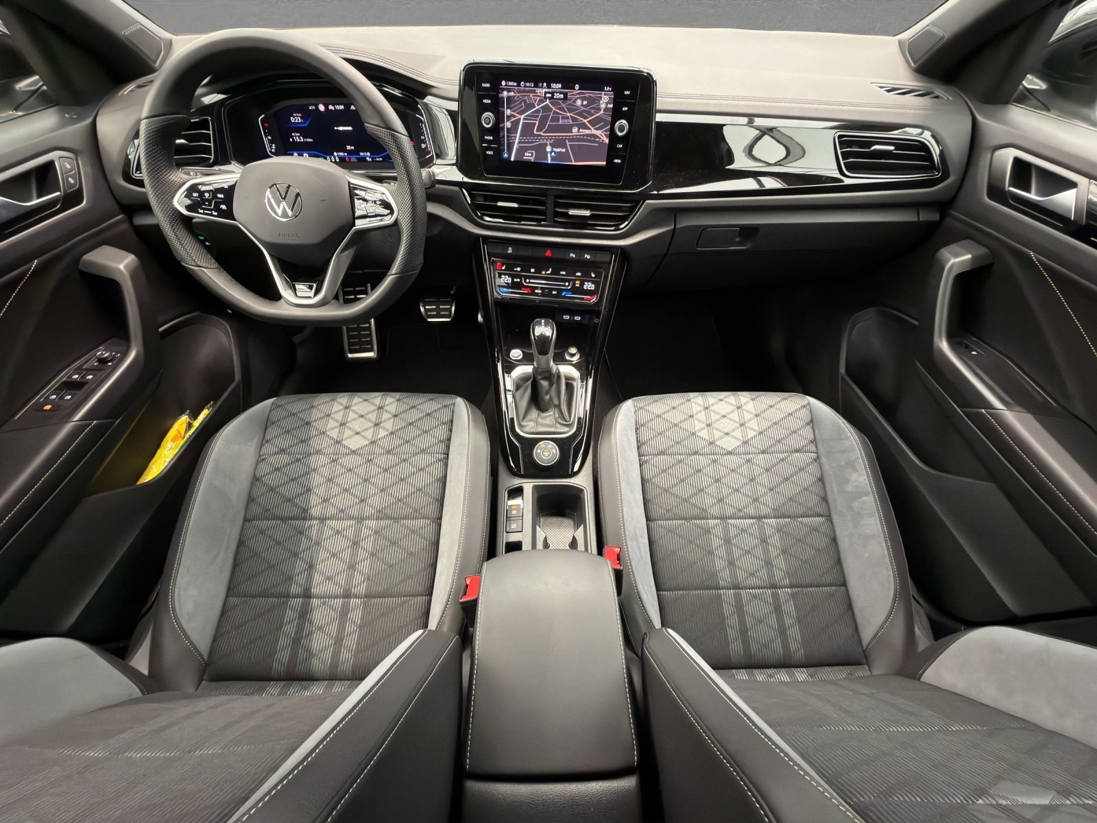 VW T-Roc 2.0 TSI R-Line DSG 4Motion - Rückfahrkamera - Matr, Benzina, Occasioni / Usate, Automatico - 7
