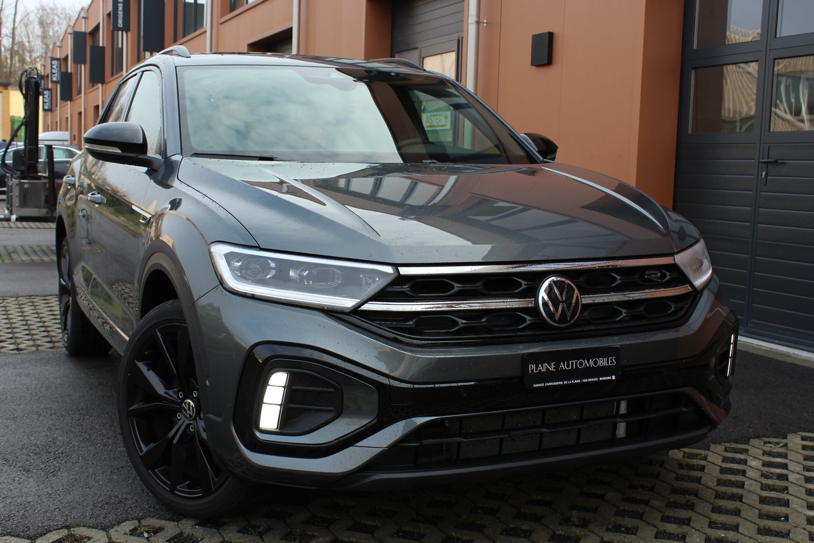 VW T-Roc 1.5 TSI EVO R-Line DSG - Toit Ouvrant * Jantes 19', Essence, Occasion / Utilisé, Automatique - 3