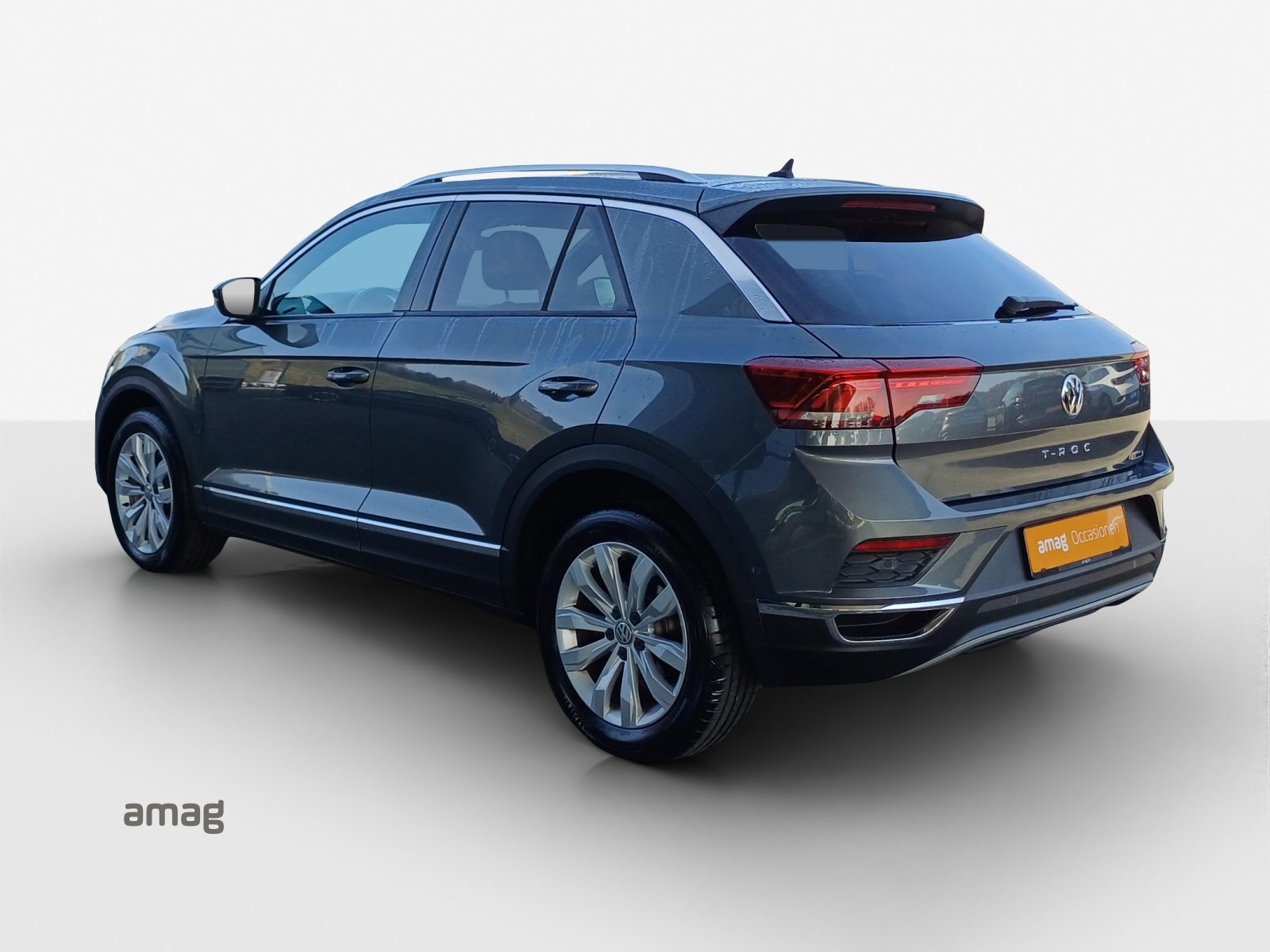VW T-Roc Sport, Petrol, Second hand / Used, Automatic - 3