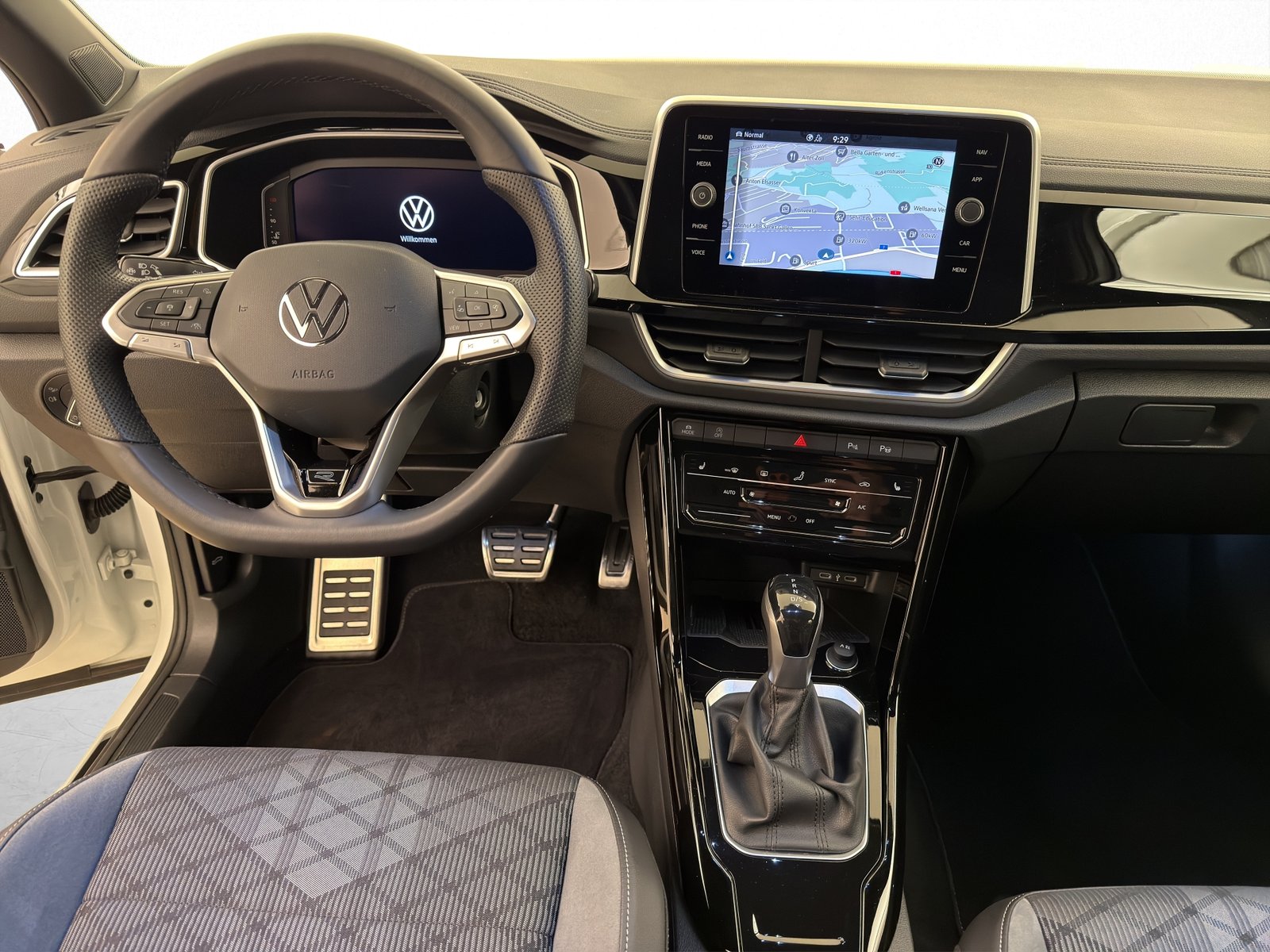 VW T-Roc 1.5 TSI R-Line DSG, Essence, Occasion / Utilisé, Automatique - 6