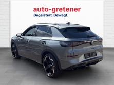 VW T-Roc 1.5 eTSI R-Line DSG, Mild-Hybrid Petrol/Electric, Second hand / Used, Automatic - 2