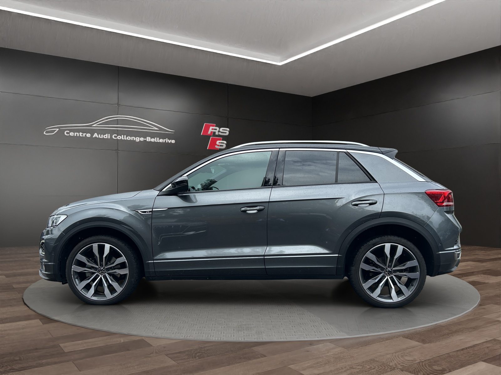 VW T-Roc Sport, Benzin, Occasion / Gebraucht, Automatik - 3