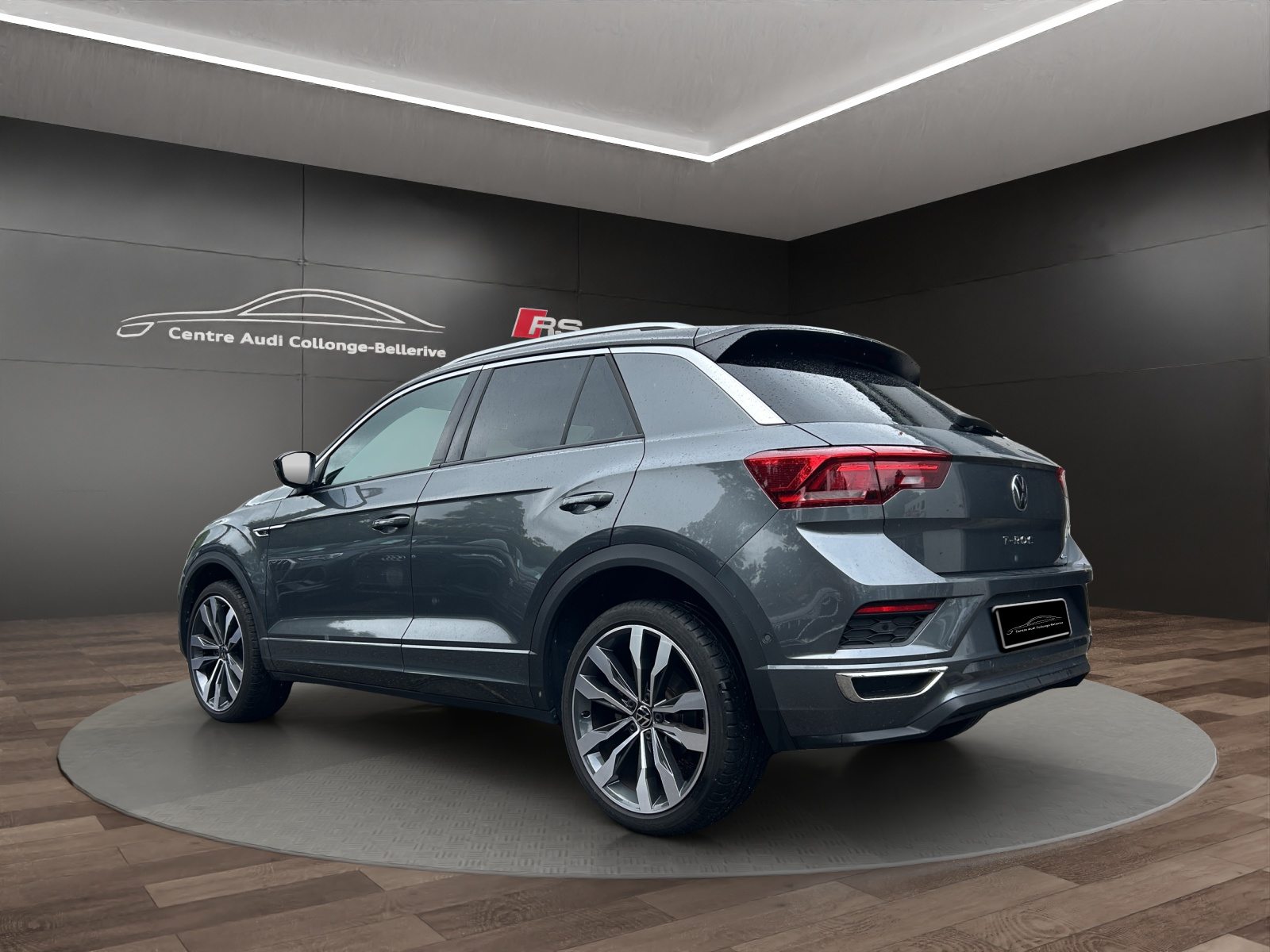 VW T-Roc Sport, Benzin, Occasion / Gebraucht, Automatik - 4