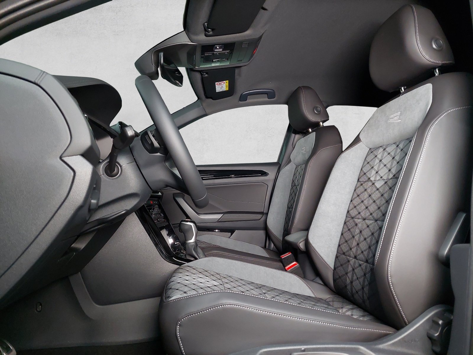 VW T-Roc 2.0 TSI 75 Edition DSG 4Motion, Essence, Occasion / Utilisé, Automatique - 6