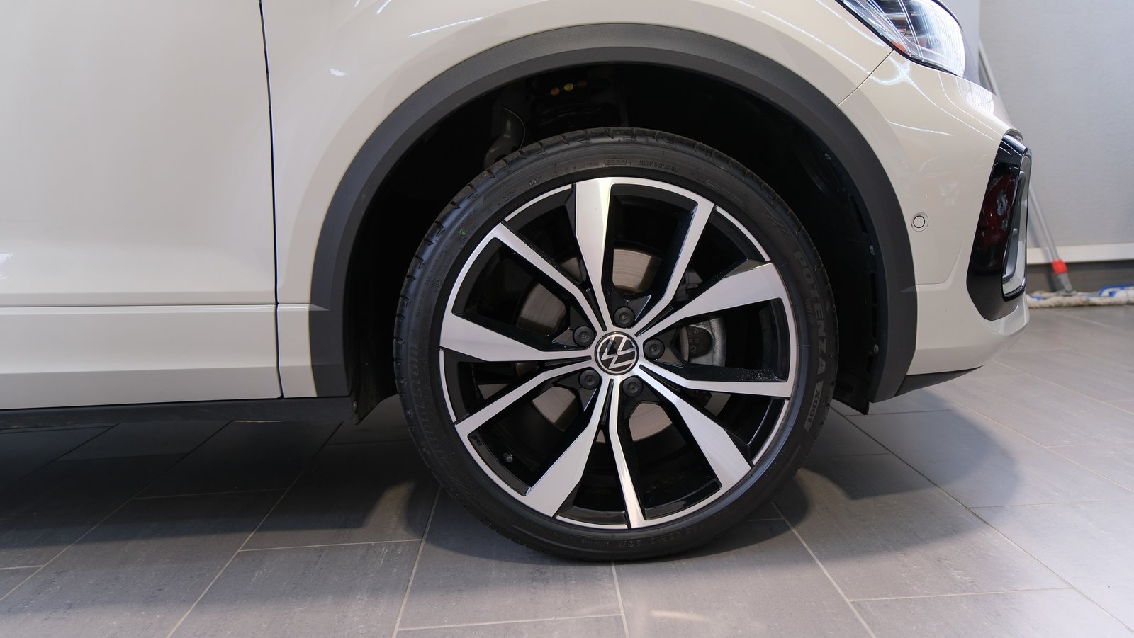 VW T-Roc 1.5 TSI EVO R-Line Black Style DSG, Essence, Occasion / Utilisé, Automatique - 7