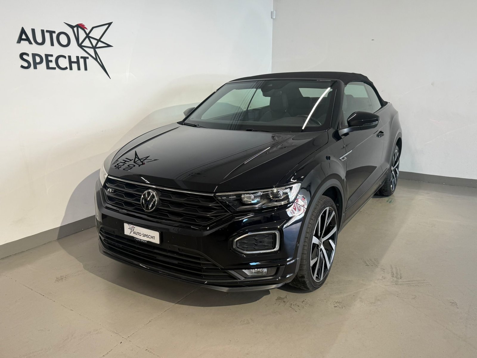 VW T-Roc Cabriolet 1.5 TSI EVO R-Line DSG, Petrol, Second hand / Used, Automatic - 4