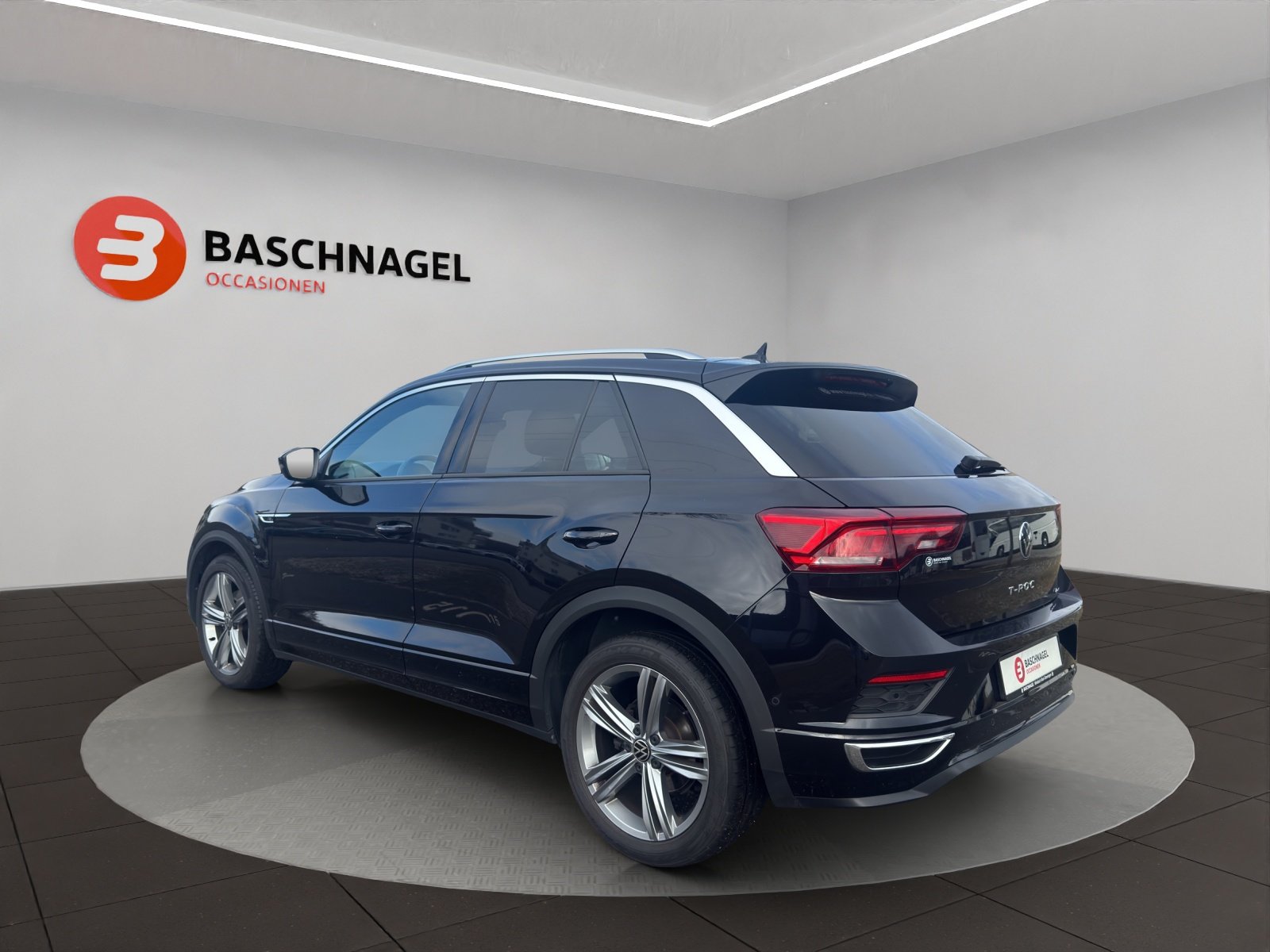 VW T-Roc 2.0 TSI Sport DSG 4Motion, Benzin, Occasion / Gebraucht, Automatik - 3