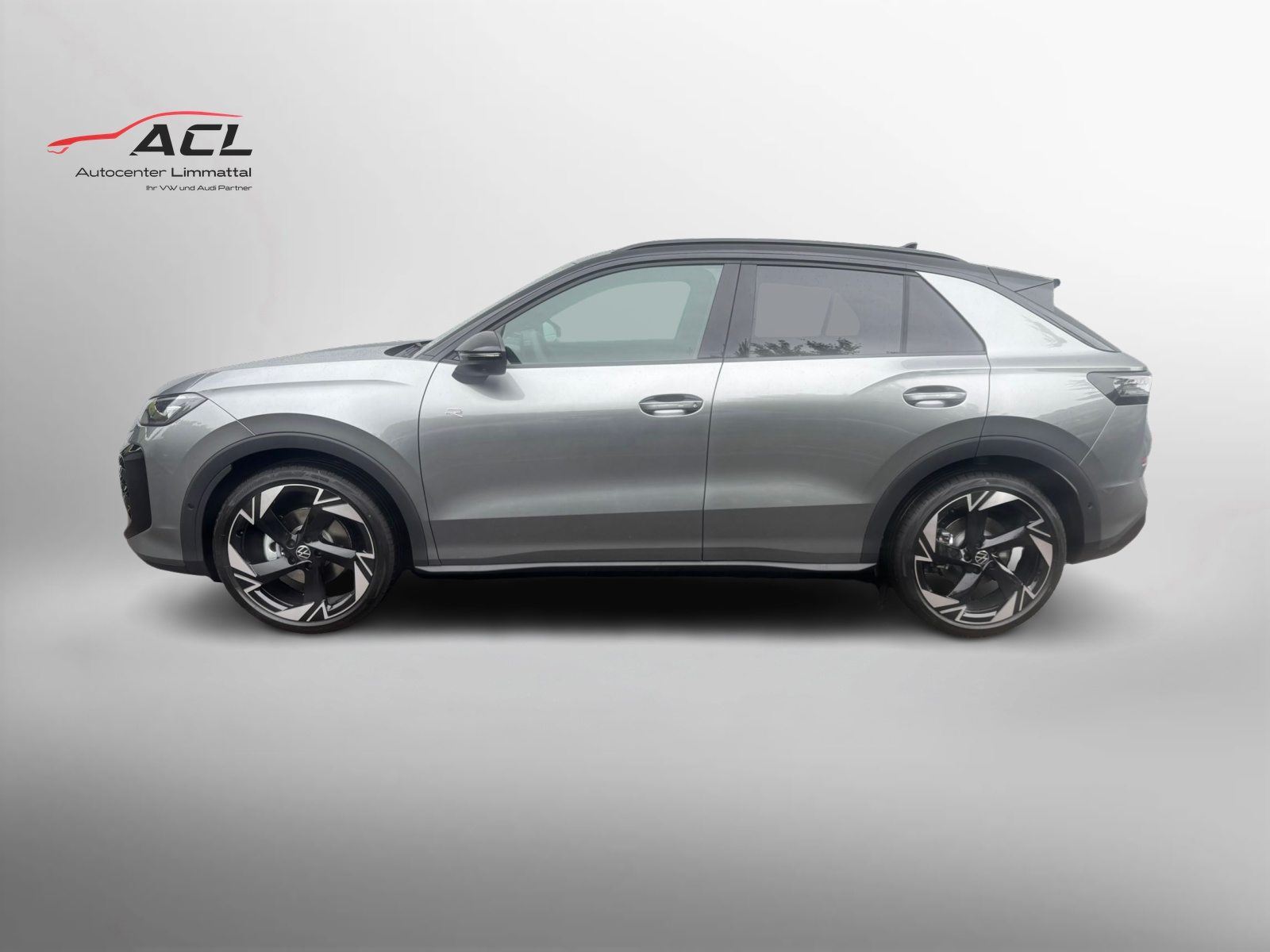 VW T-Roc NF R-Line, Essence, Occasion / Utilisé, Automatique - 3