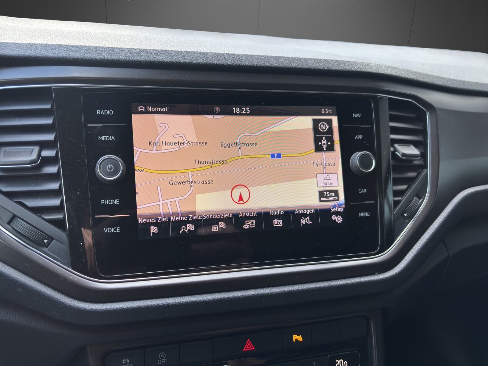 VW T-Roc 1.0 TSI Advance, Benzin, Occasion / Gebraucht, Handschaltung - 7