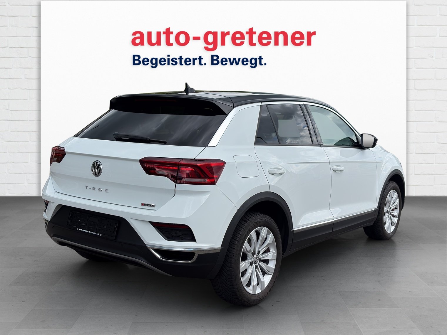 VW T-Roc 2.0 TSI Sport DSG 4motion, Petrol, Second hand / Used, Automatic - 3