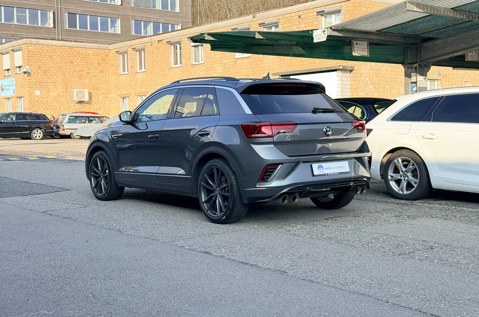 VW T-Roc 2.0 TSI R DSG 4Motion, Benzin, Occasion / Gebraucht, Automatik - 4