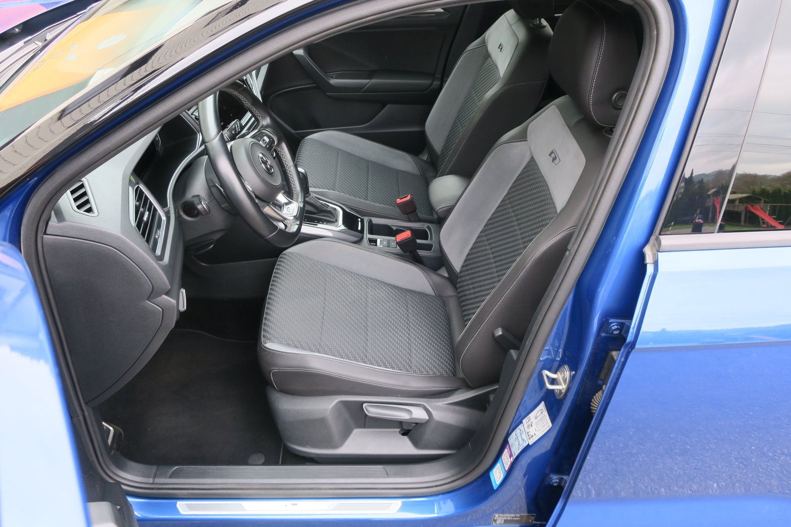 VW T-Roc 1.5 TSI EVO Sport DSG R-Line, Benzin, Occasion / Gebraucht, Automatik - 4