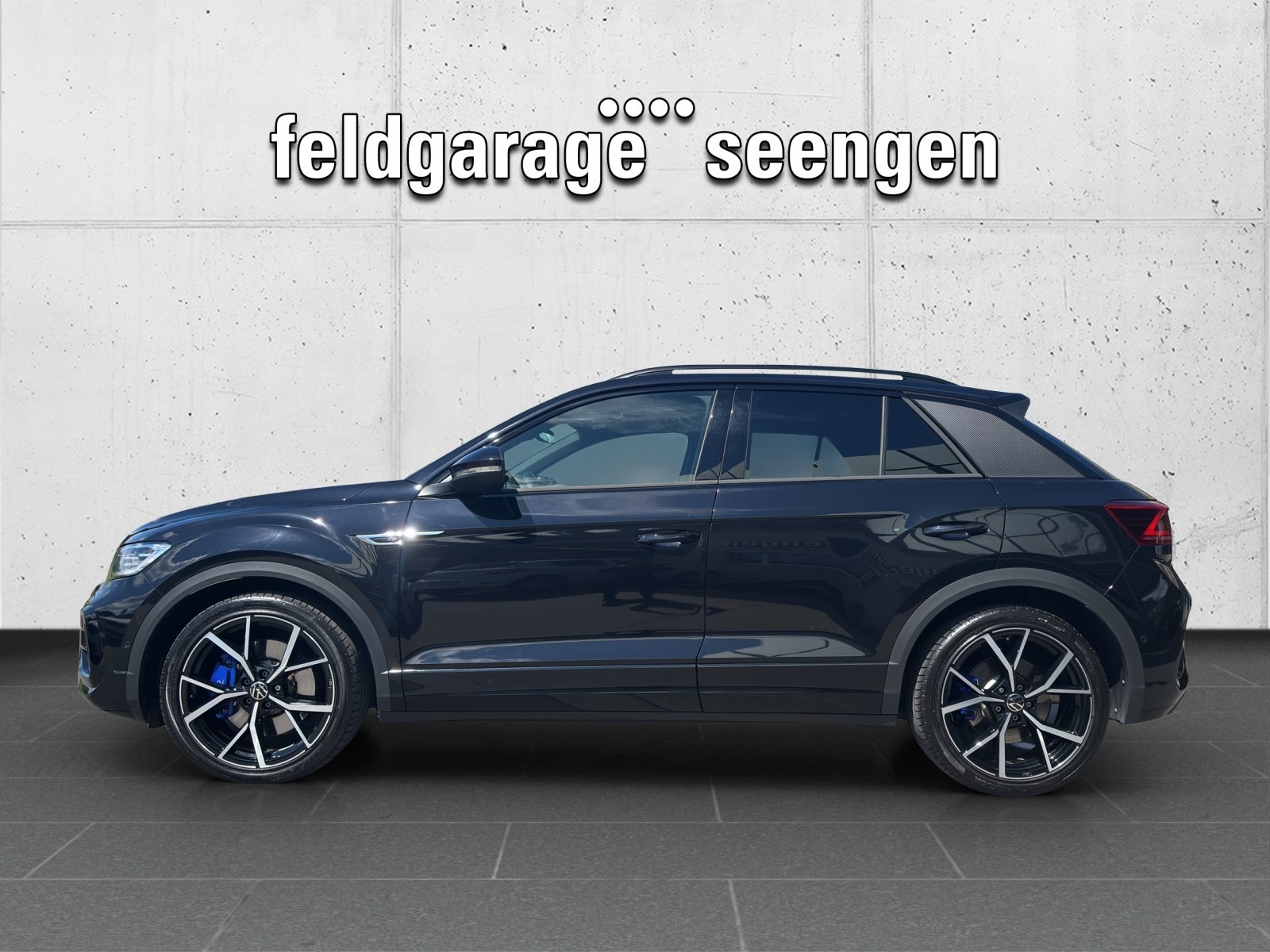 VW New T-Roc 2.0 TSI R DSG 4Motion mit AHK Akrapovic, Essence, Occasion / Utilisé, Automatique - 2
